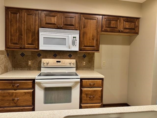 6606 N Madison Property Photo 7
