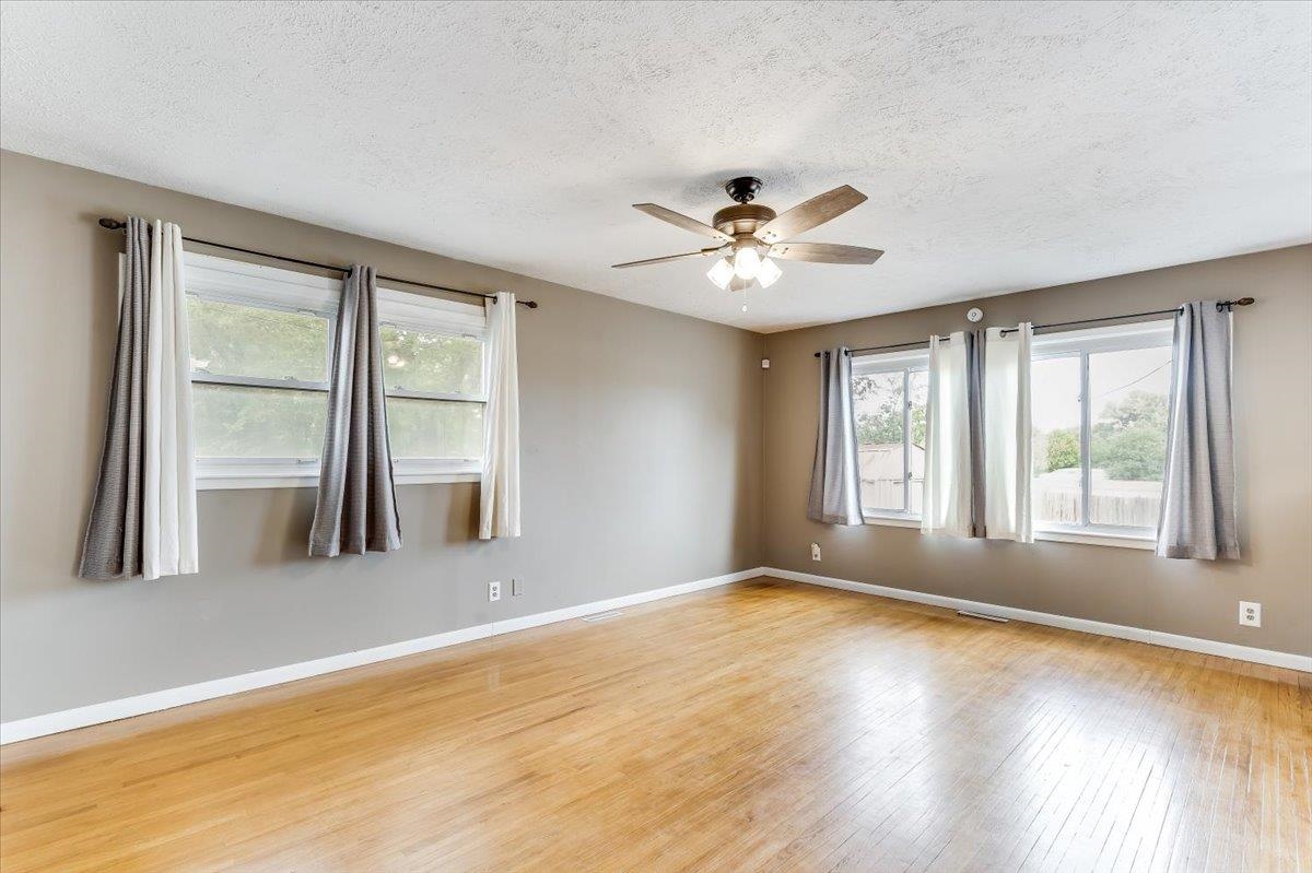 8206 E Levitt Dr Property Photo 3