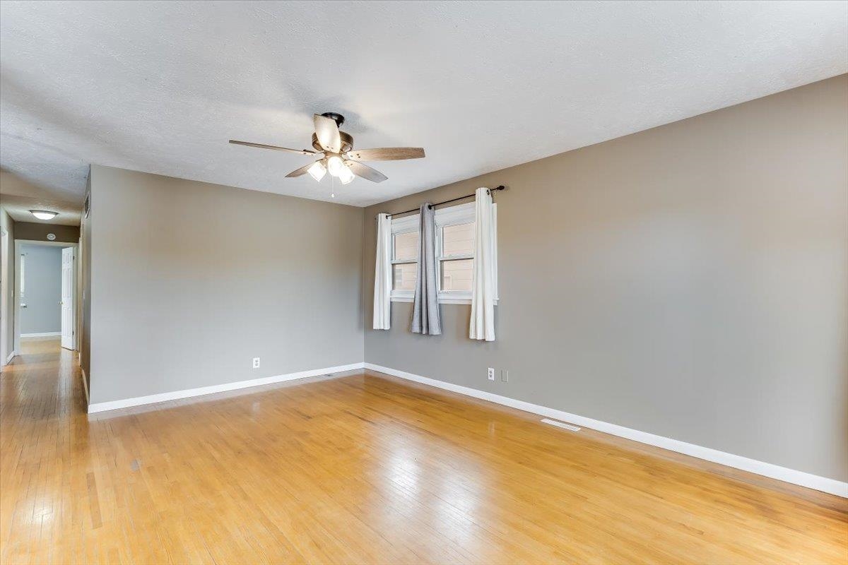 8206 E Levitt Dr Property Photo 4