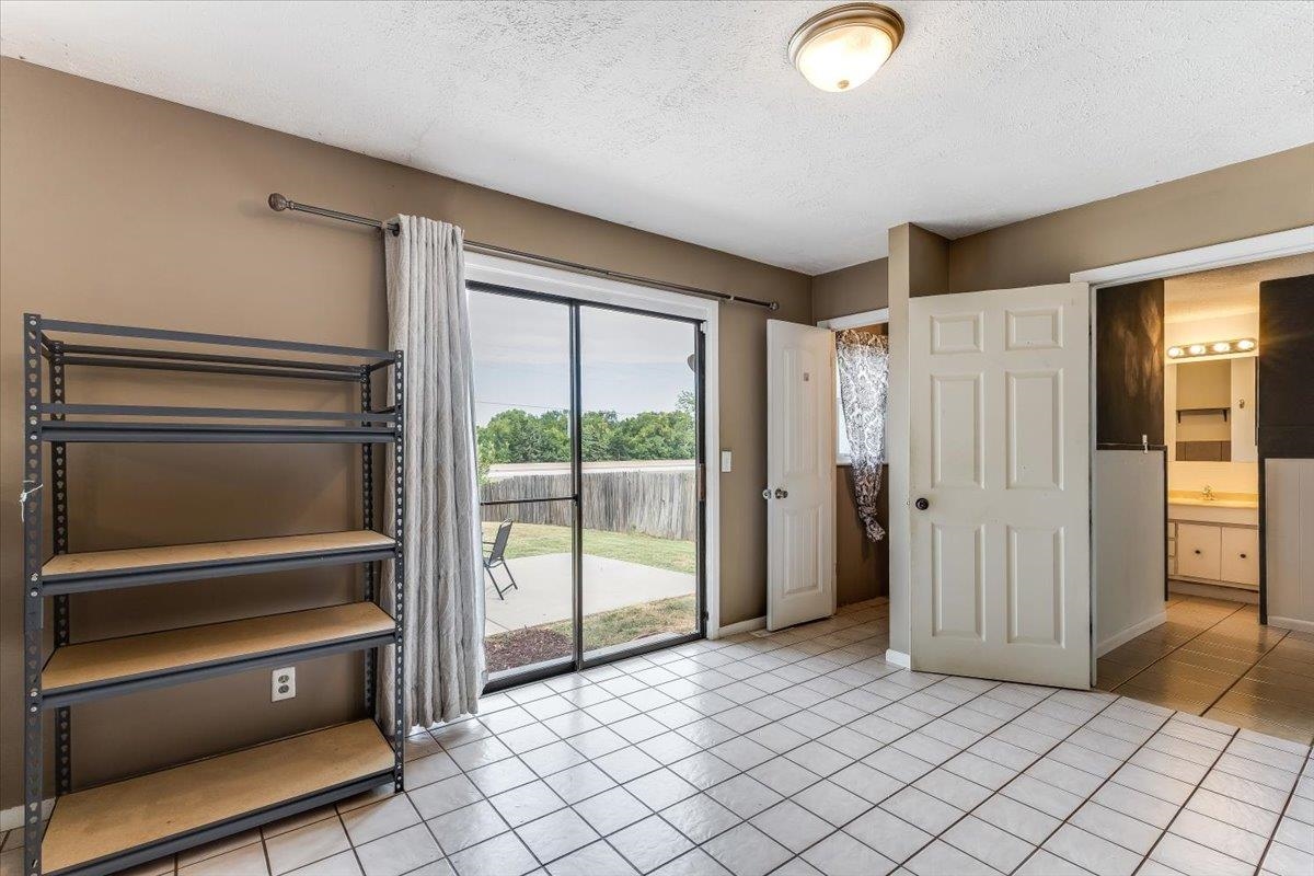 8206 E Levitt Dr Property Photo 8