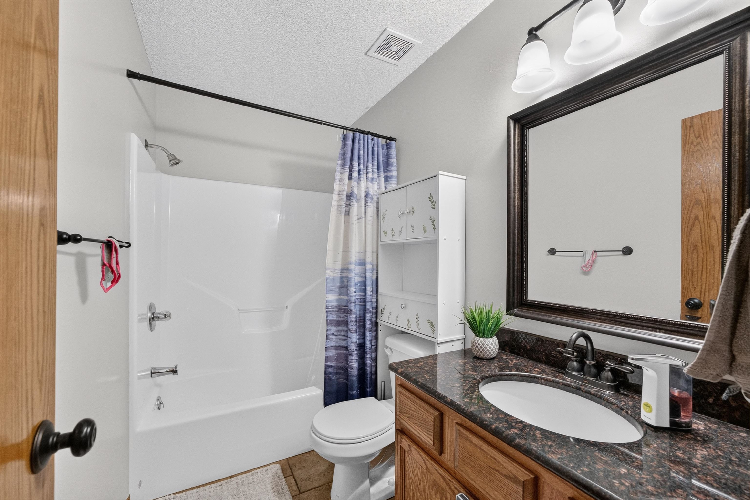 1240 S Todd Ct Property Photo 15