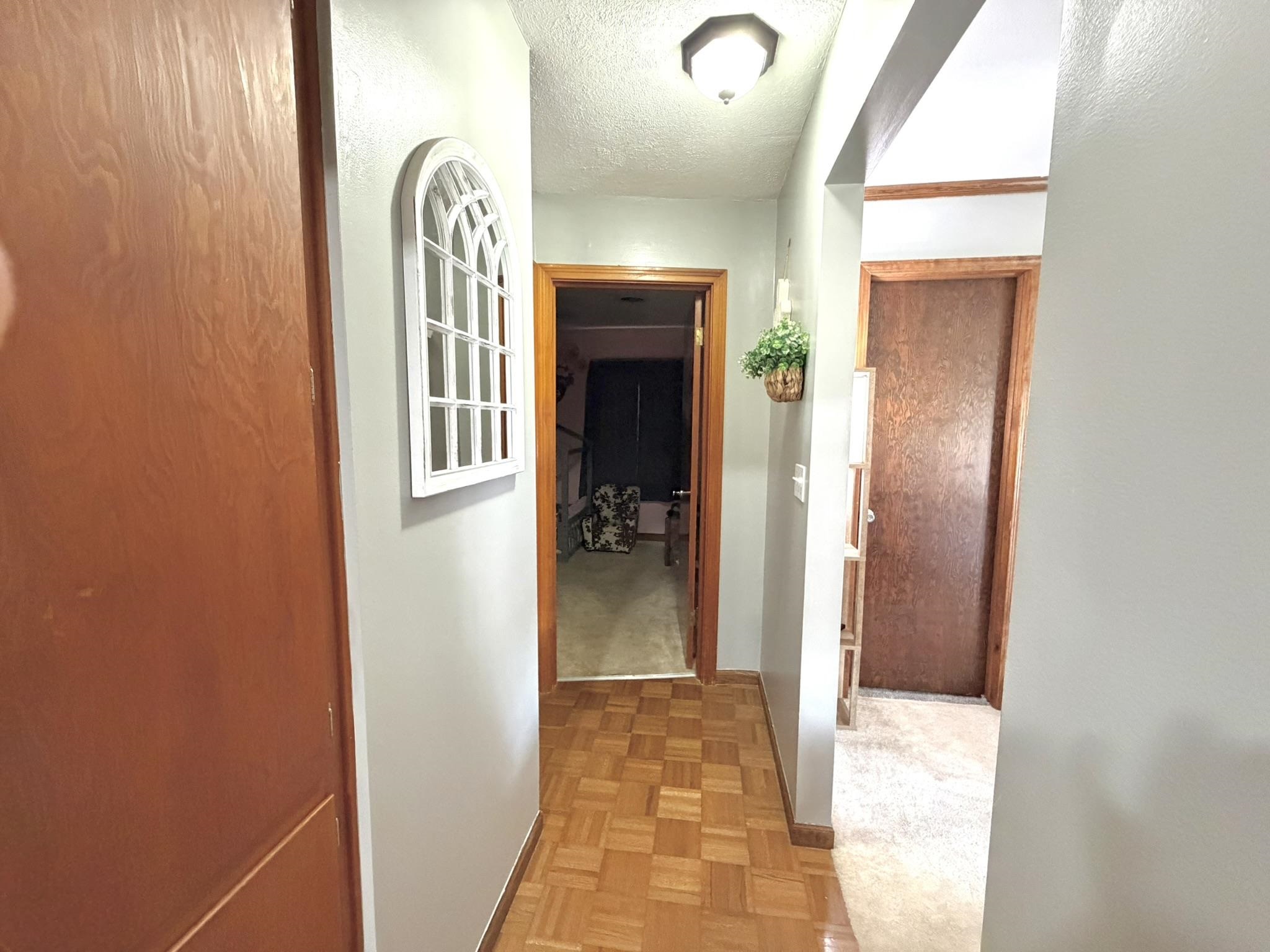 308 Pembroke Ln. Property Photo 8