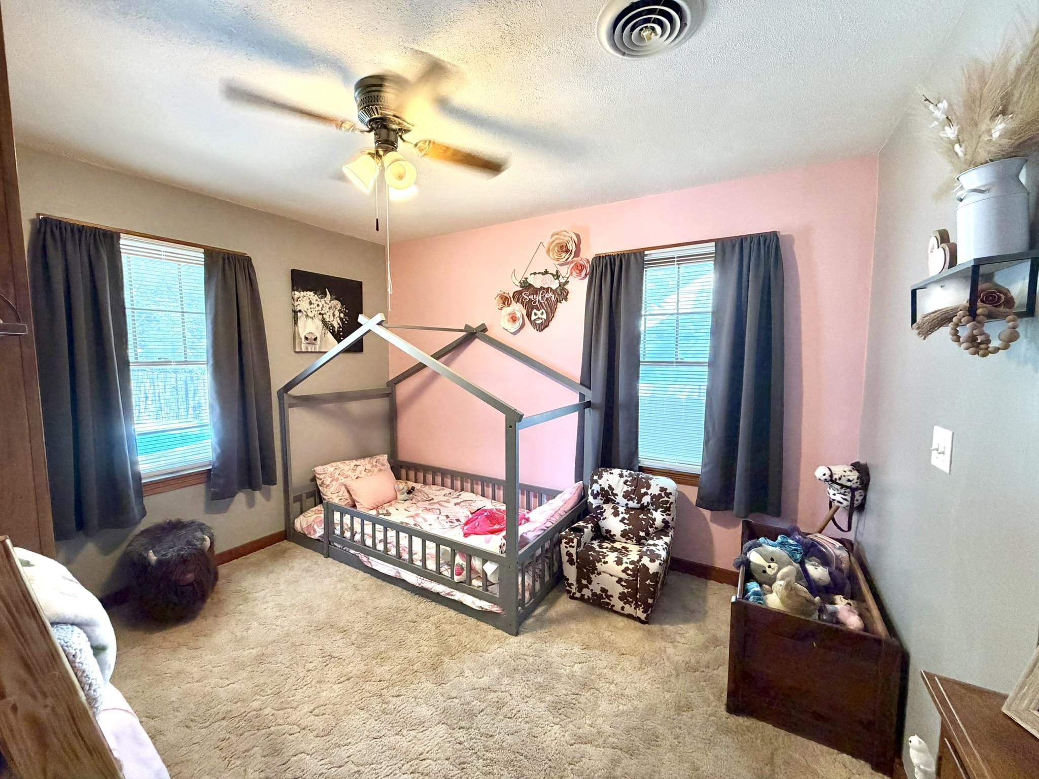 308 Pembroke Ln. Property Photo 13
