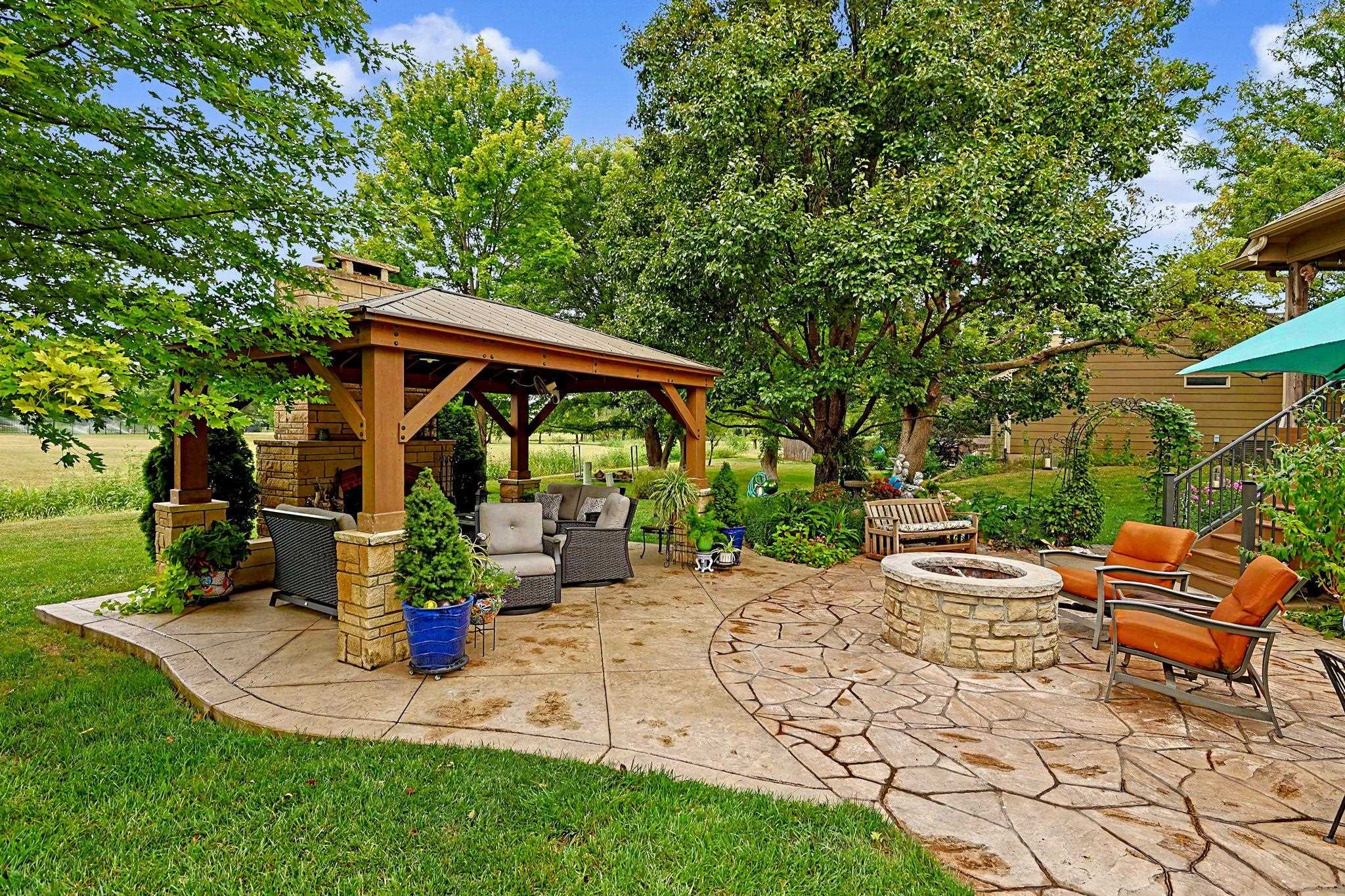 220 N Bent Tree Property Photo 29