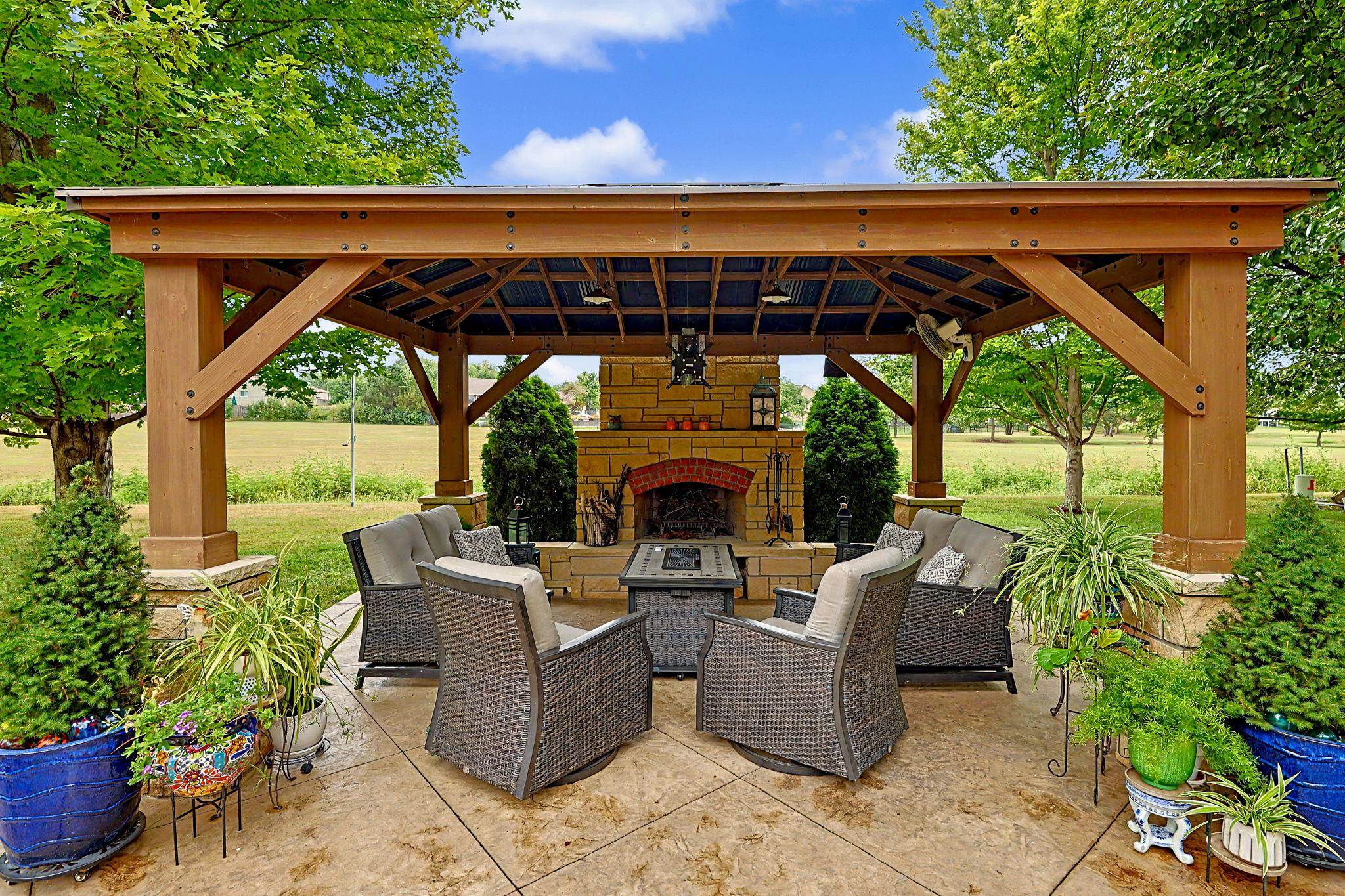 220 N Bent Tree Property Photo 31