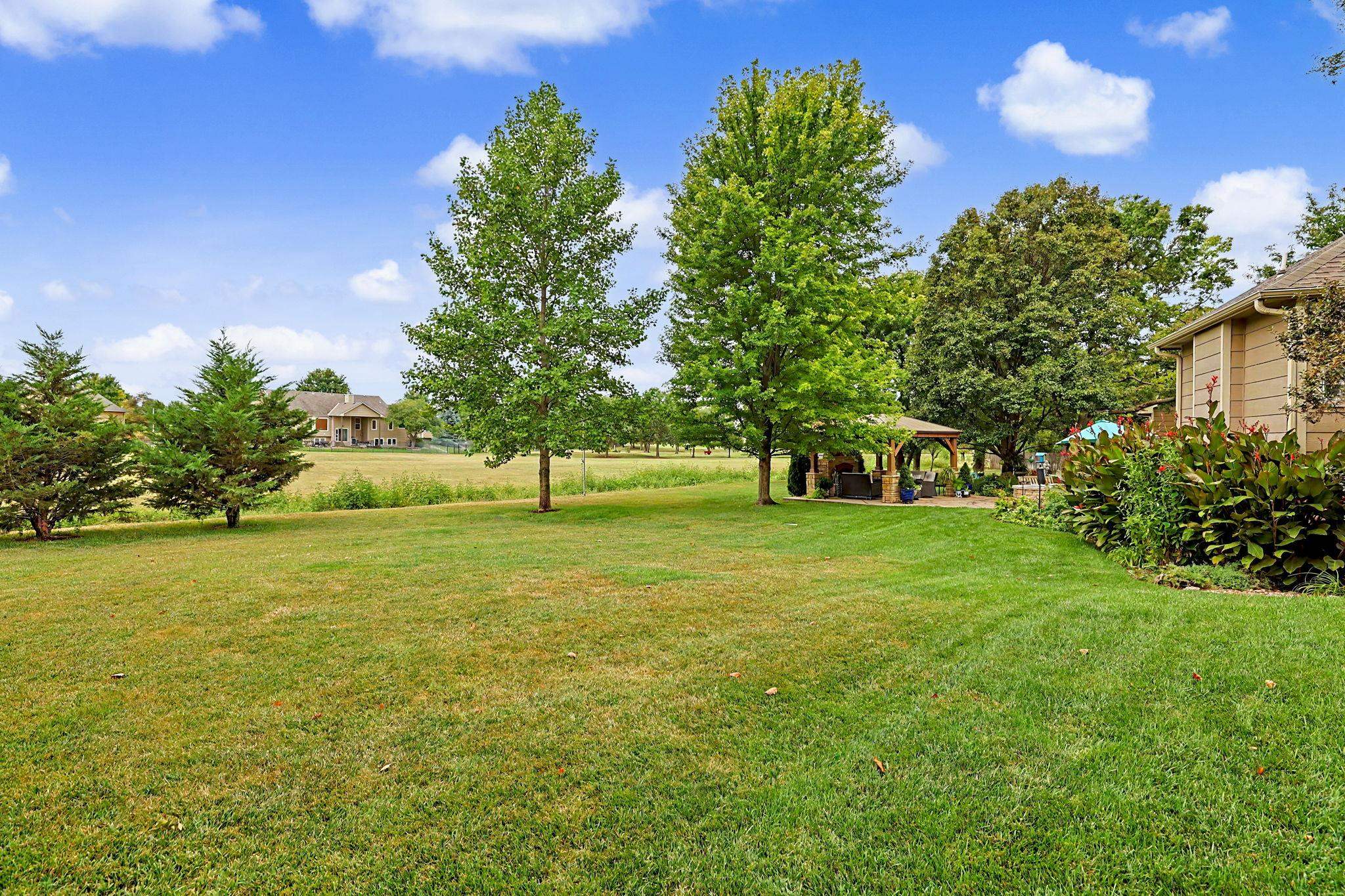 220 N Bent Tree Property Photo 36