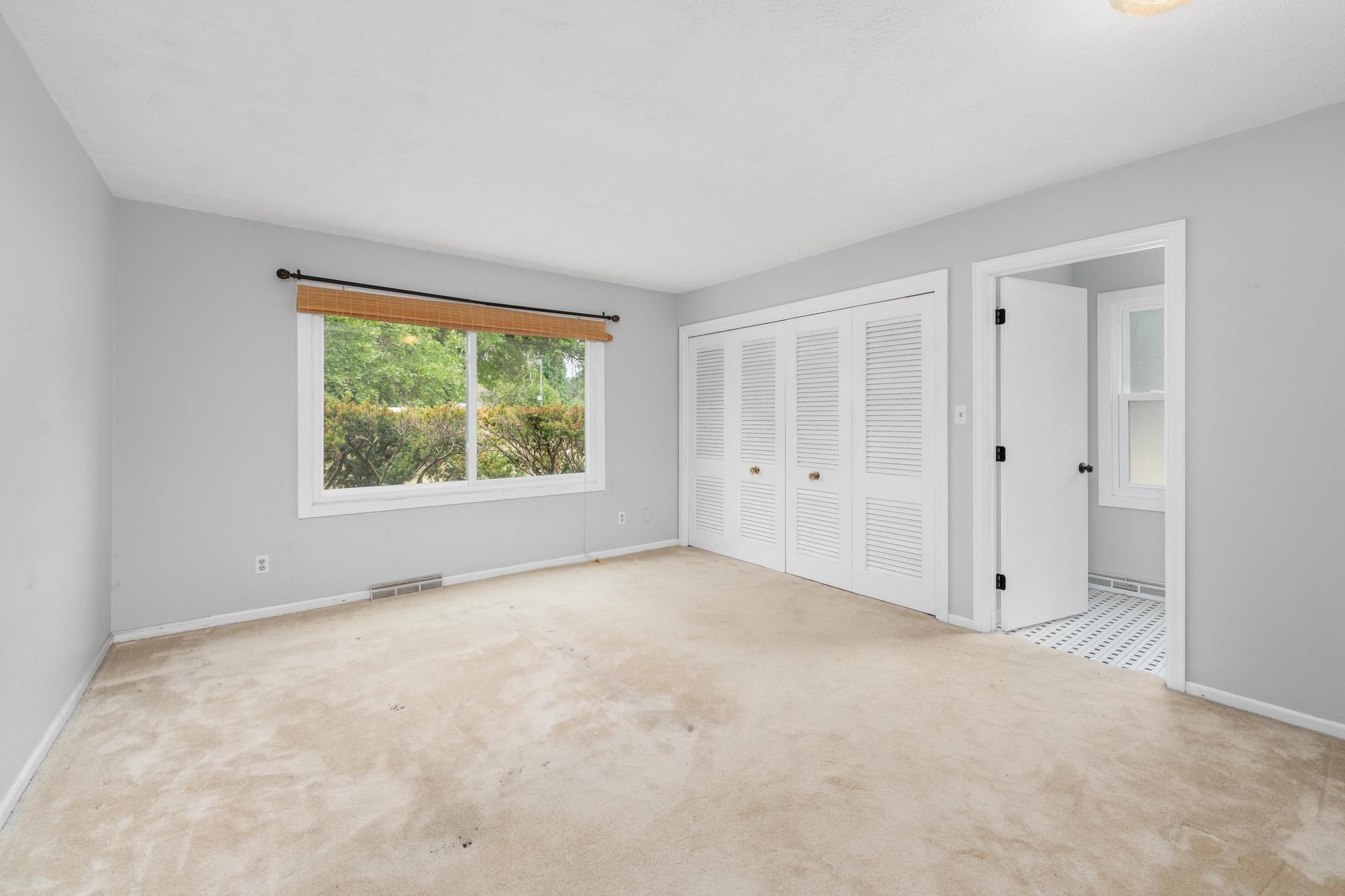 21 Fleetwood Dr Property Photo 19