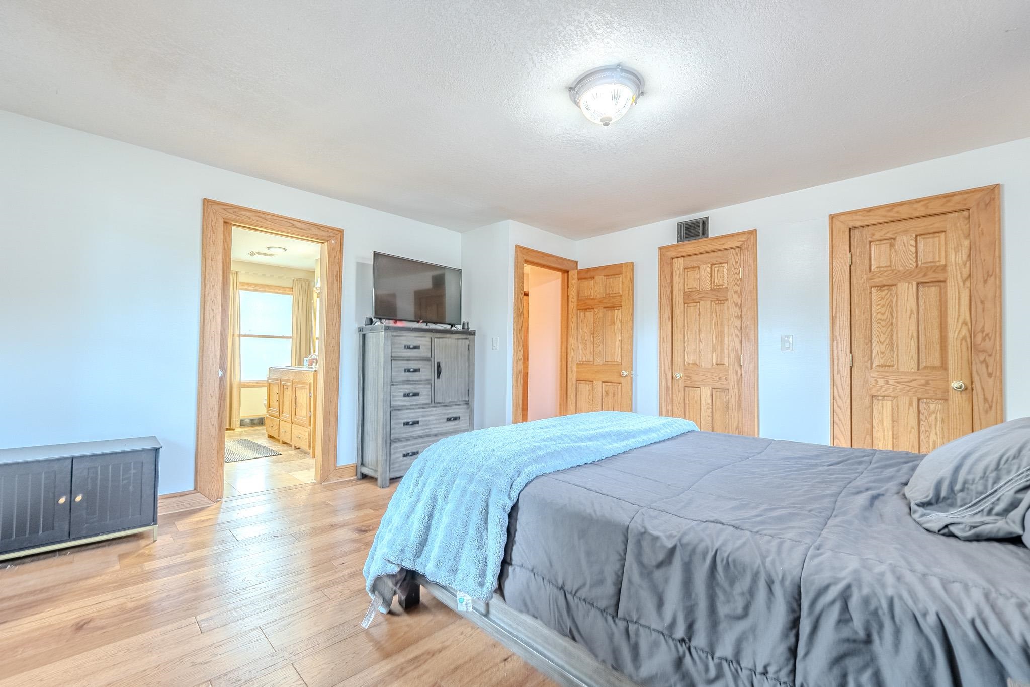 3301 S Walnut Property Photo 16