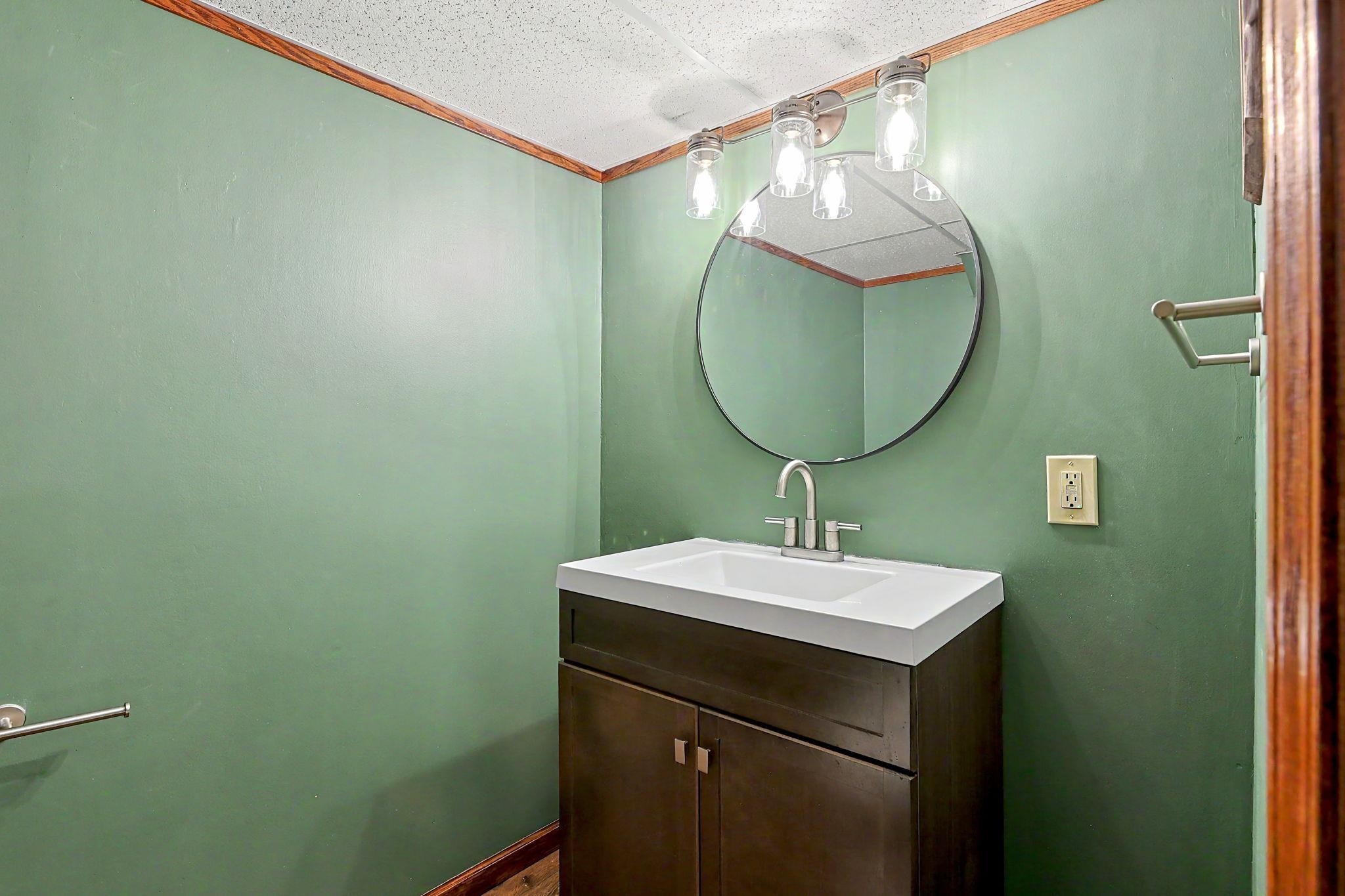 2119 W 46th St. S. Property Photo 26
