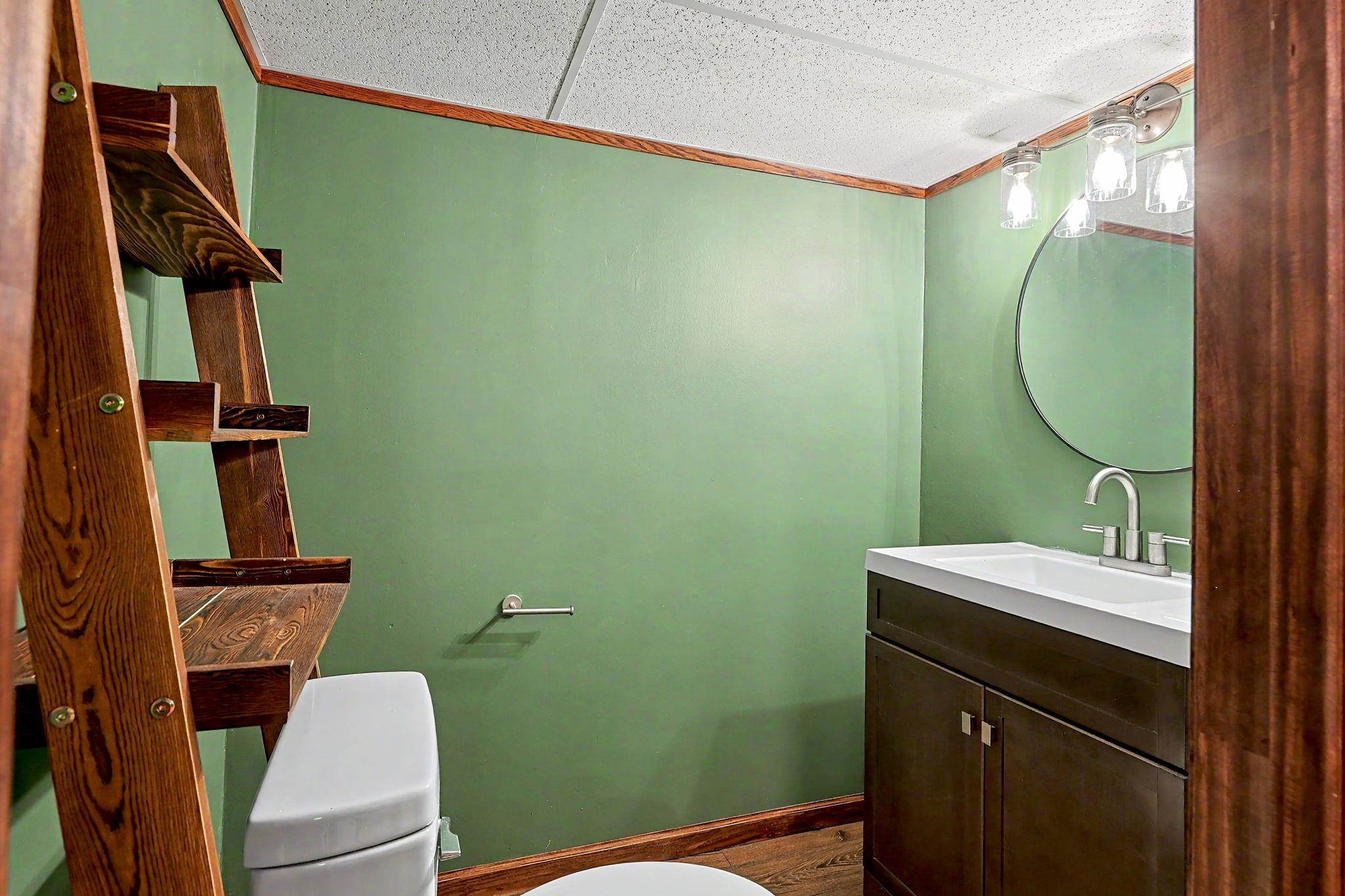 2119 W 46th St. S. Property Photo 27