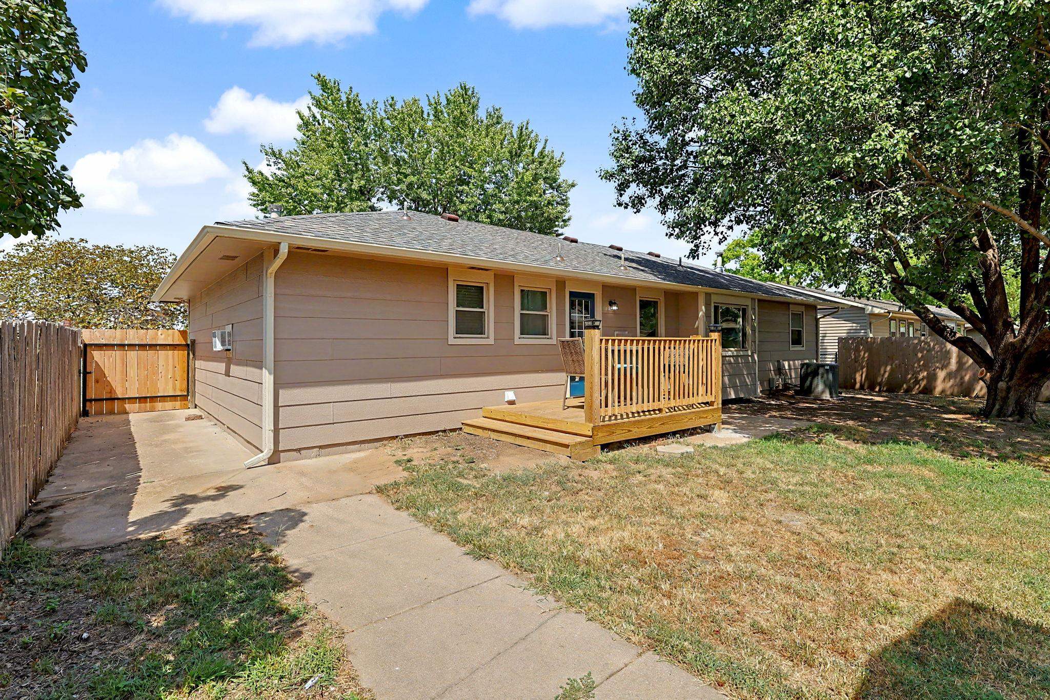 2119 W 46th St. S. Property Photo 31