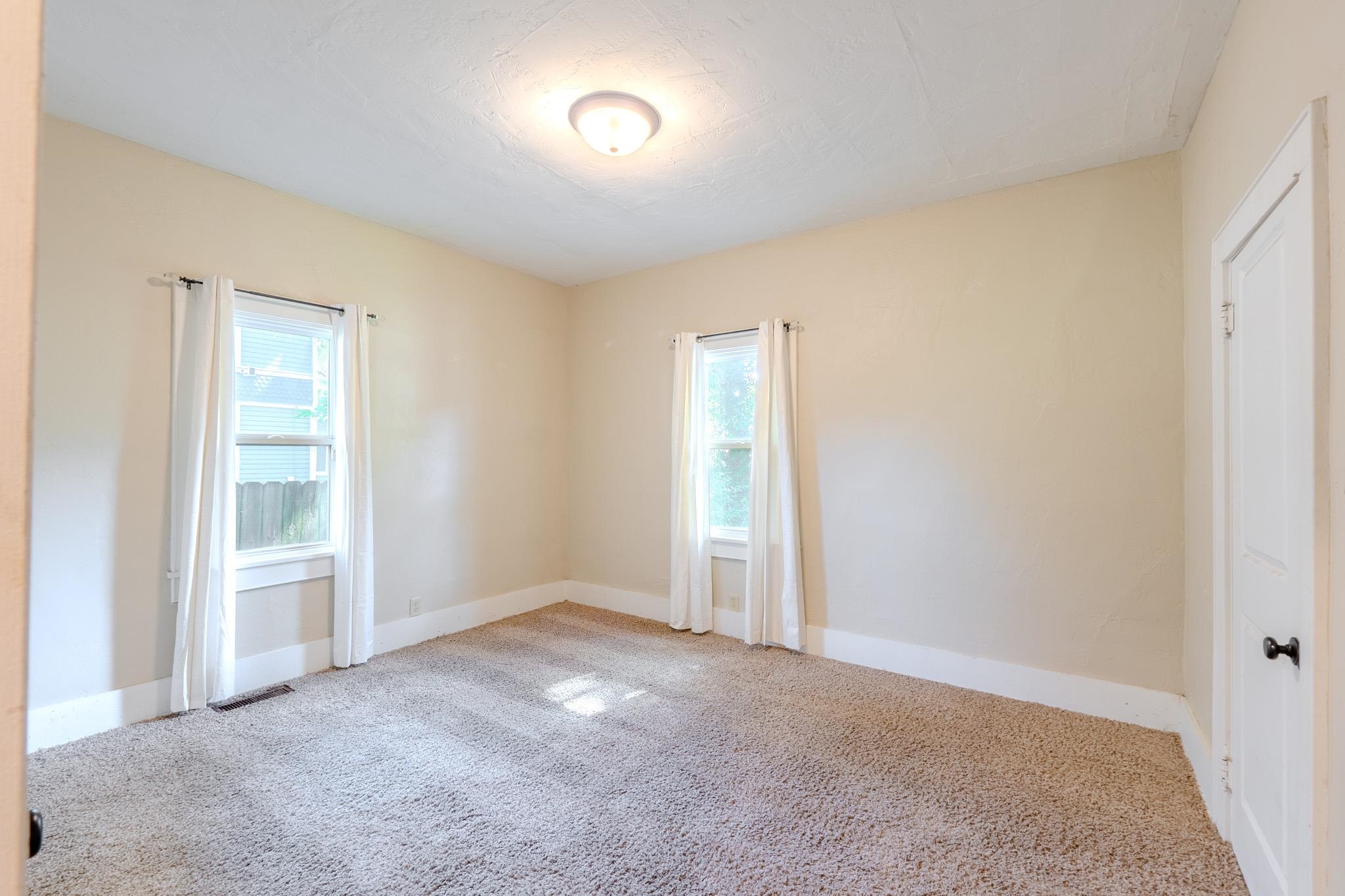 812 Maris St Property Photo 14