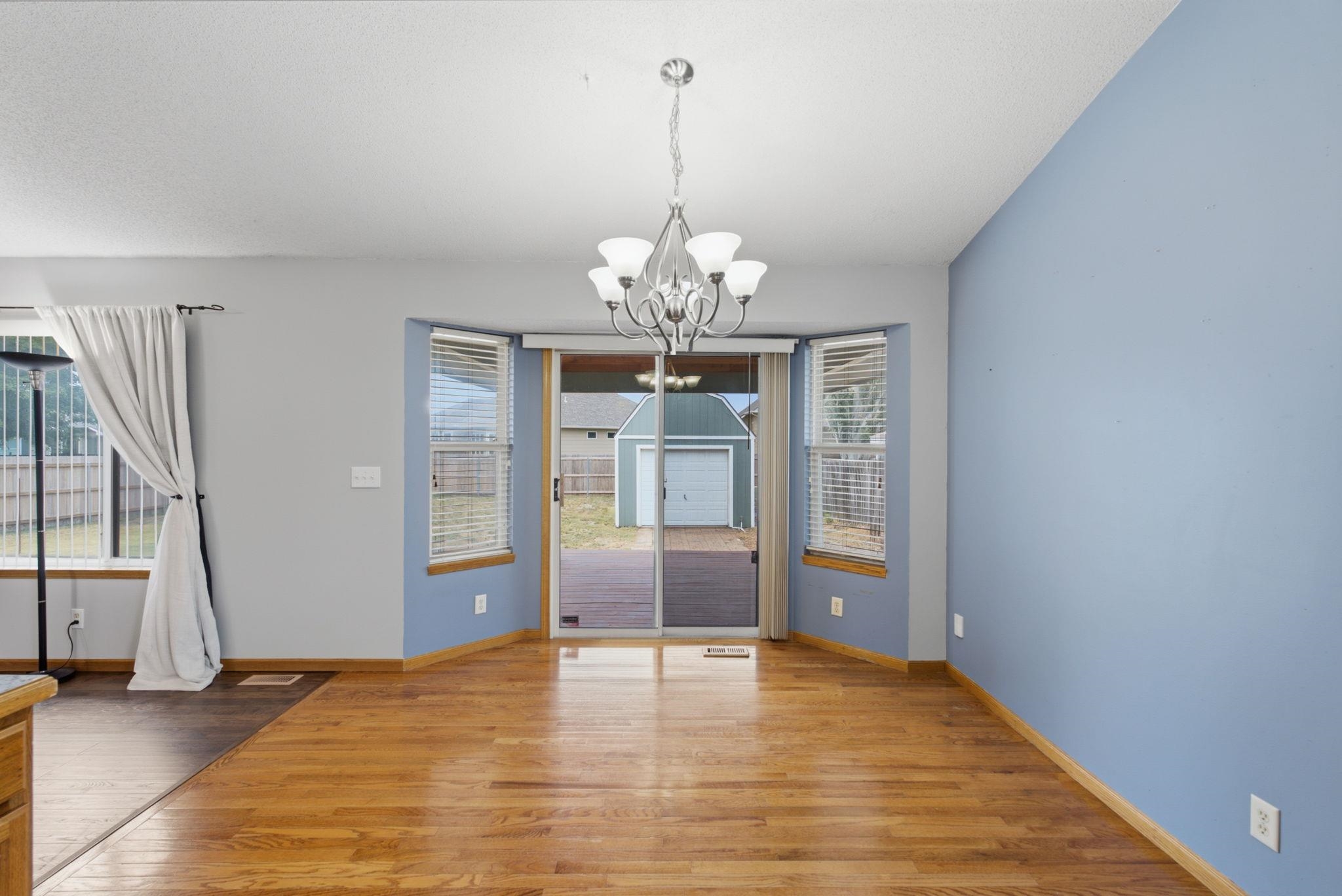 809 N Bay Country Property Photo 7