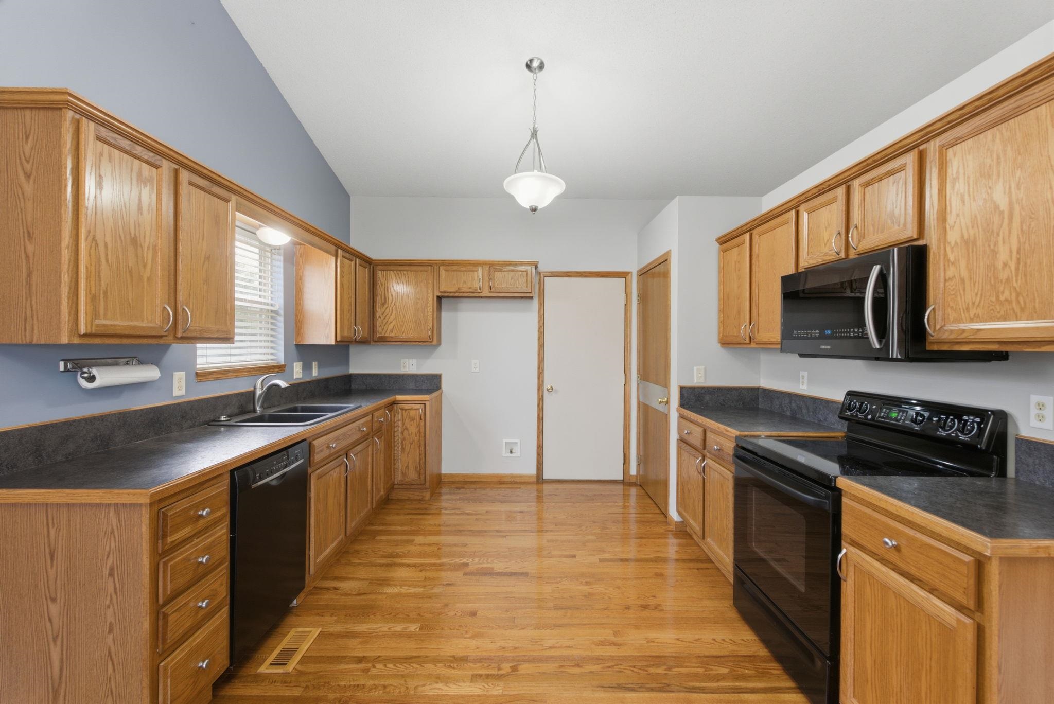 809 N Bay Country Property Photo 9