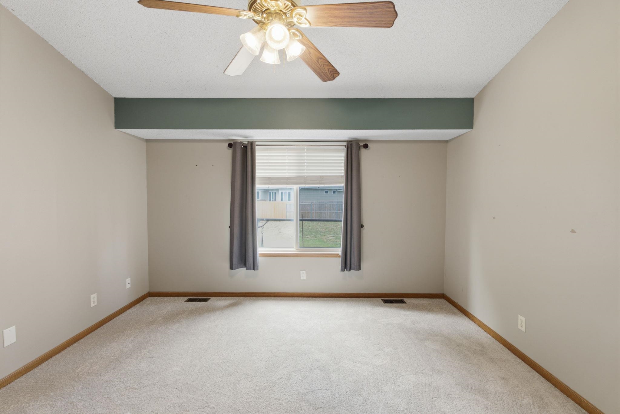 809 N Bay Country Property Photo 11