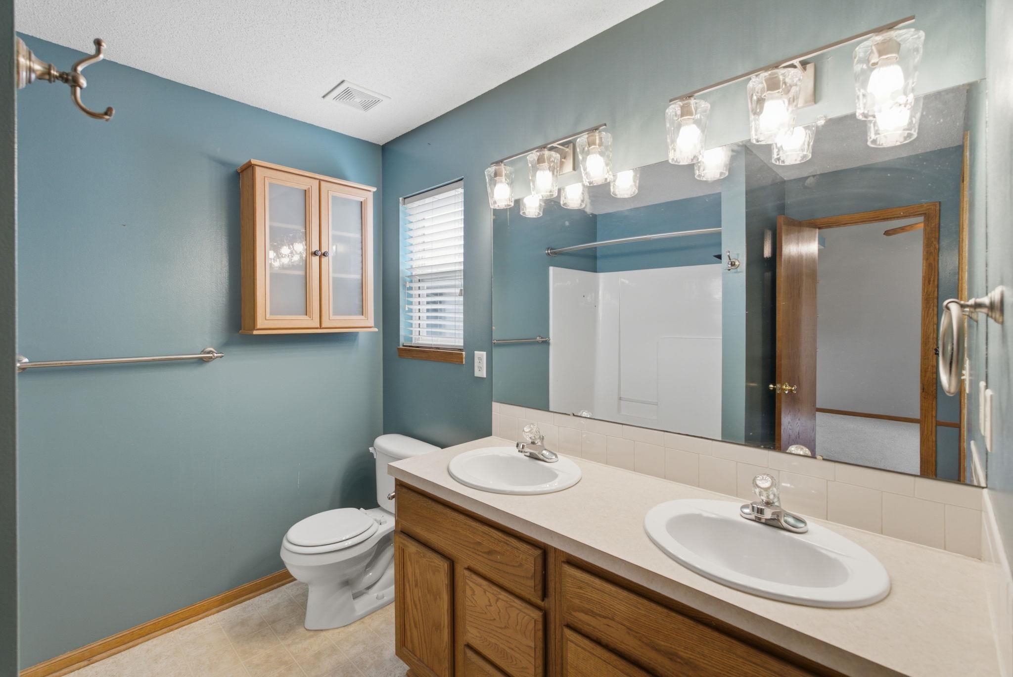 809 N Bay Country Property Photo 13