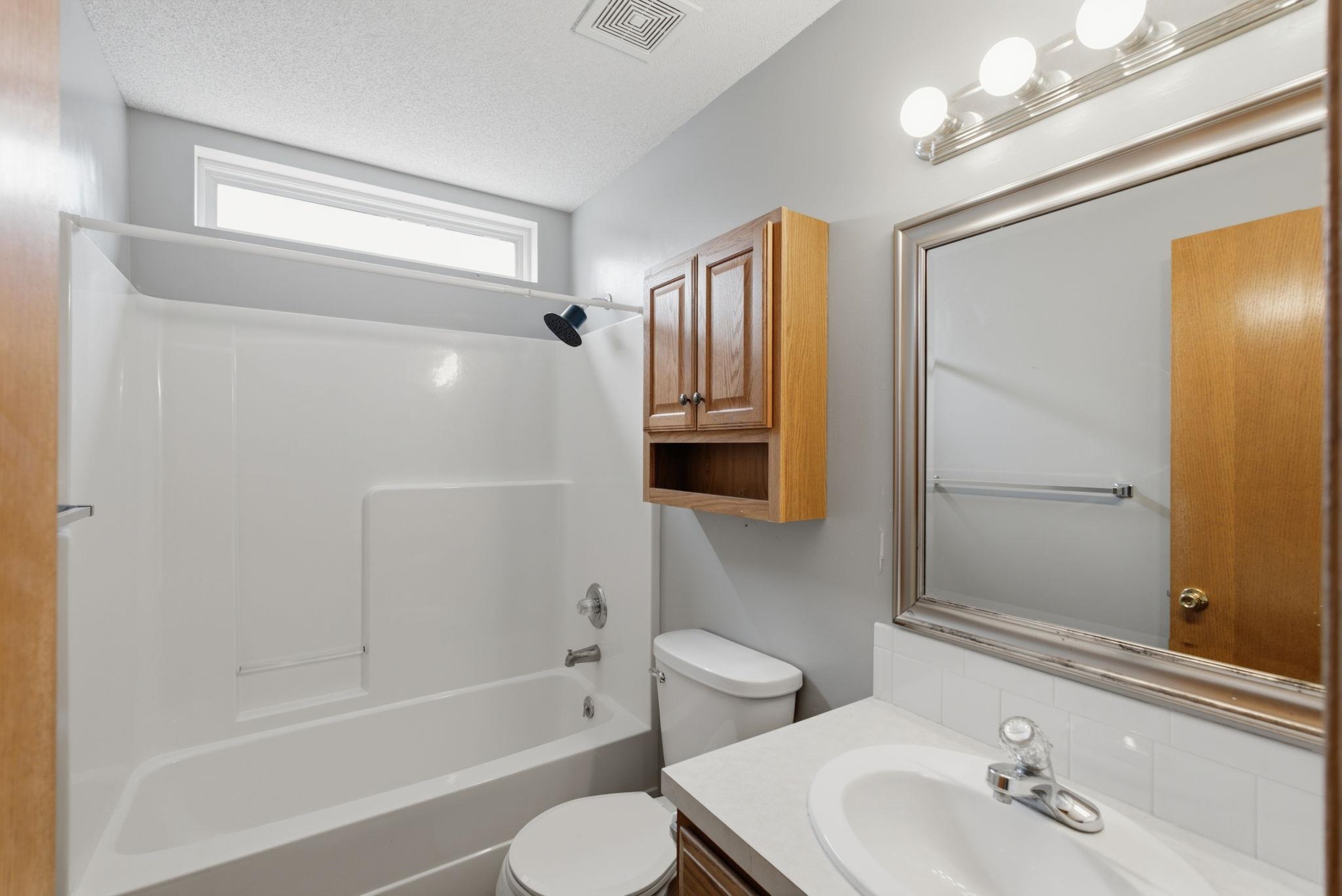 809 N Bay Country Property Photo 14