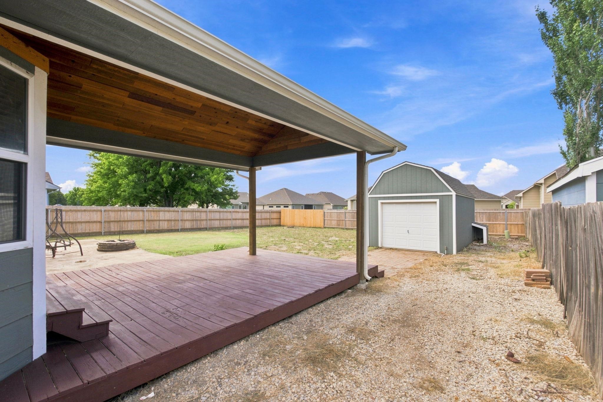 809 N Bay Country Property Photo 25