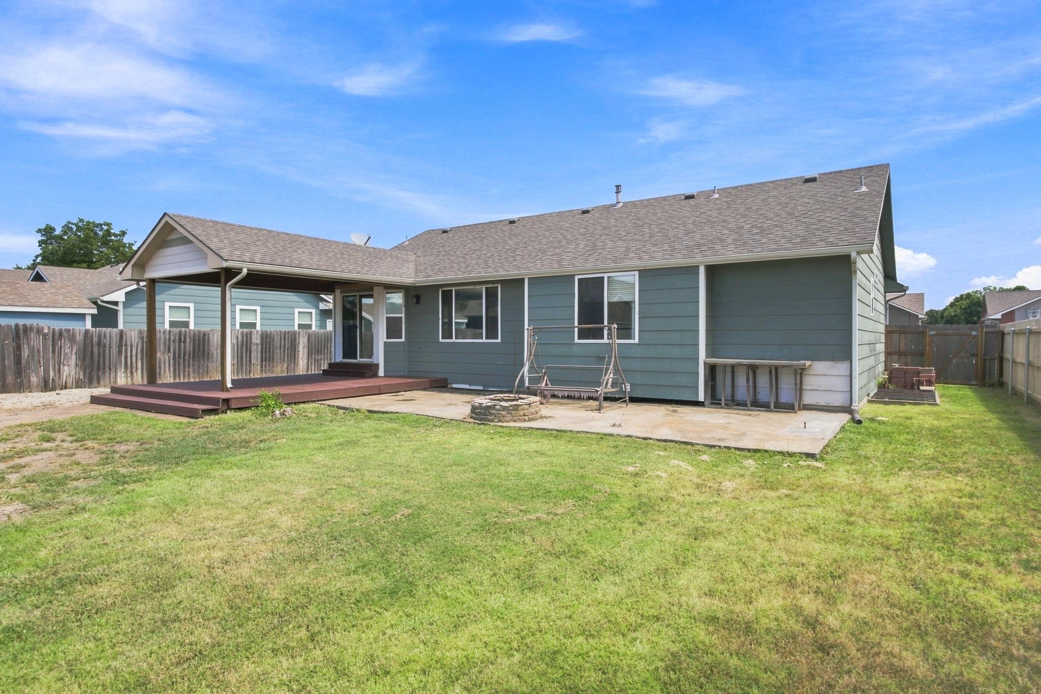 809 N Bay Country Property Photo 31