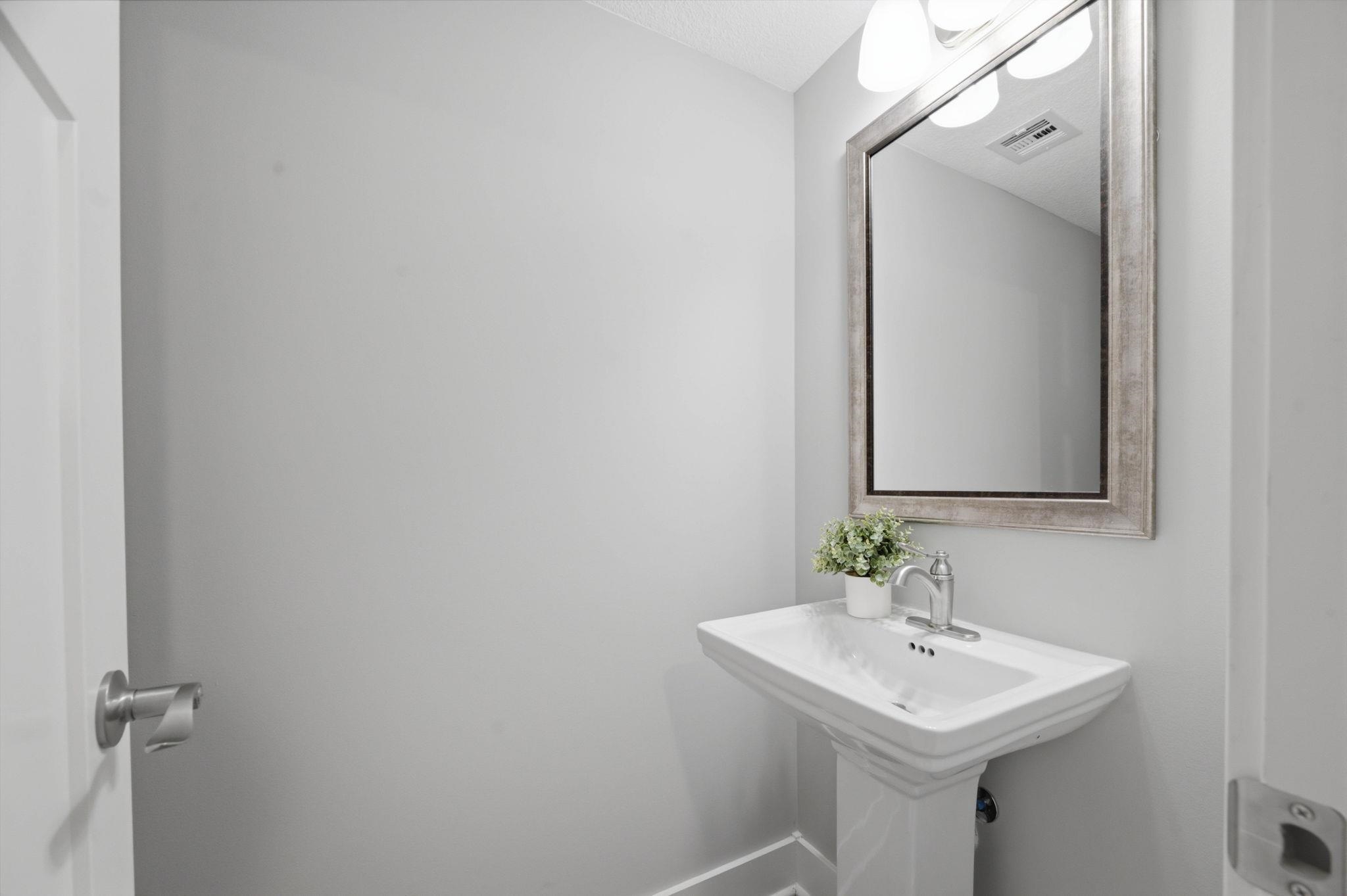 331 N 127th East 106 Property Photo 12