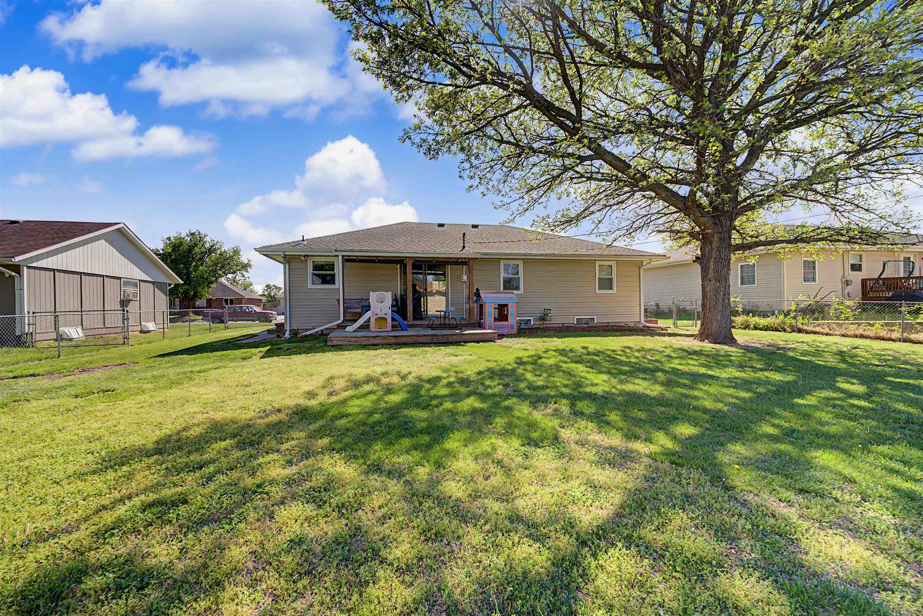 2814 Linda Ln Property Photo 26