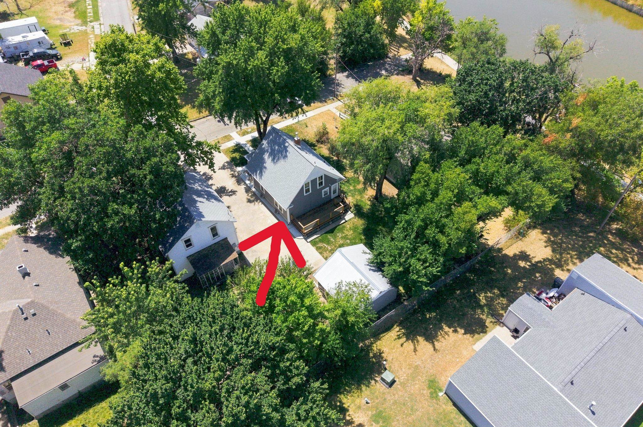 520 Lakeside Property Photo 35