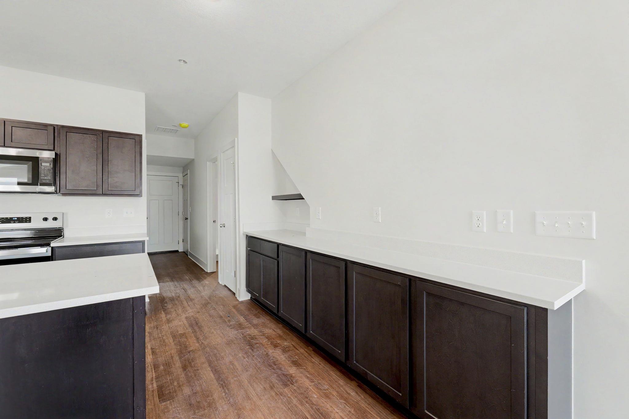 2927 S Cedar Crest Ct #200 Property Photo 8
