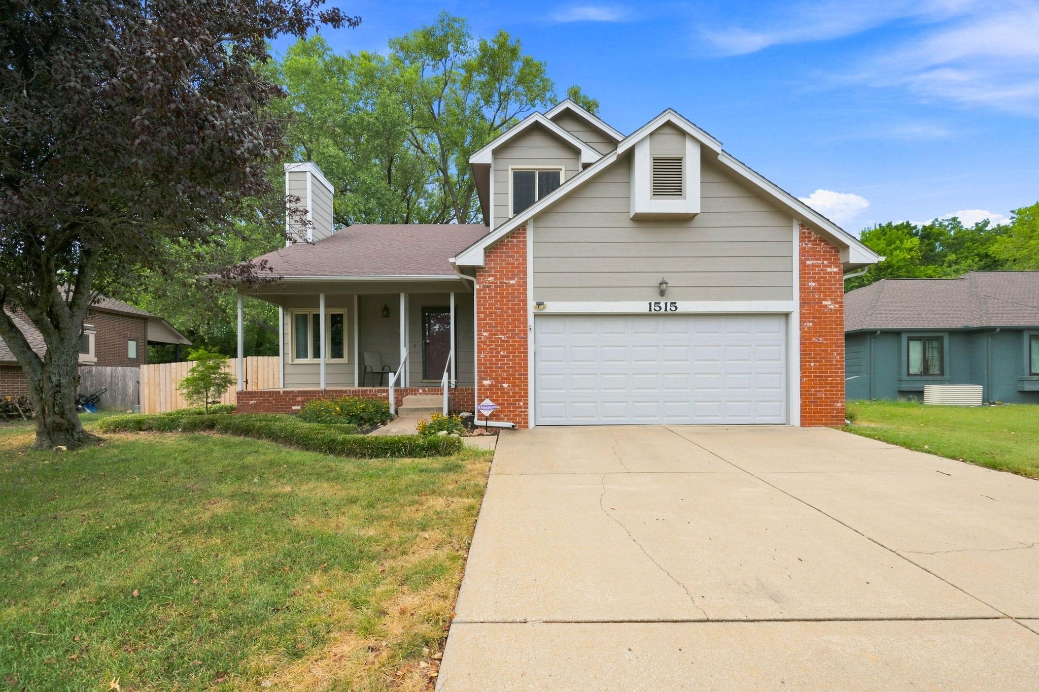 1515 S Spring Hollow Cir Property Photo 1