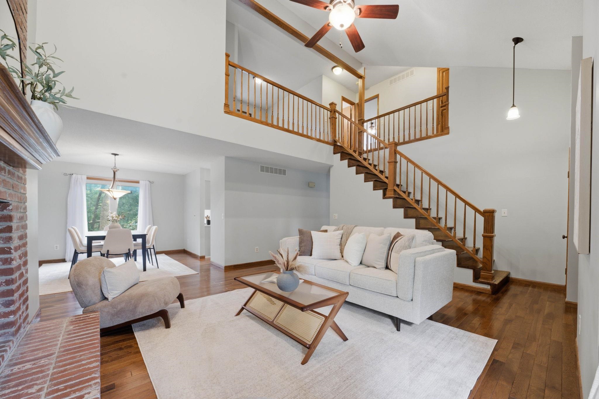 1515 S Spring Hollow Cir Property Photo 7
