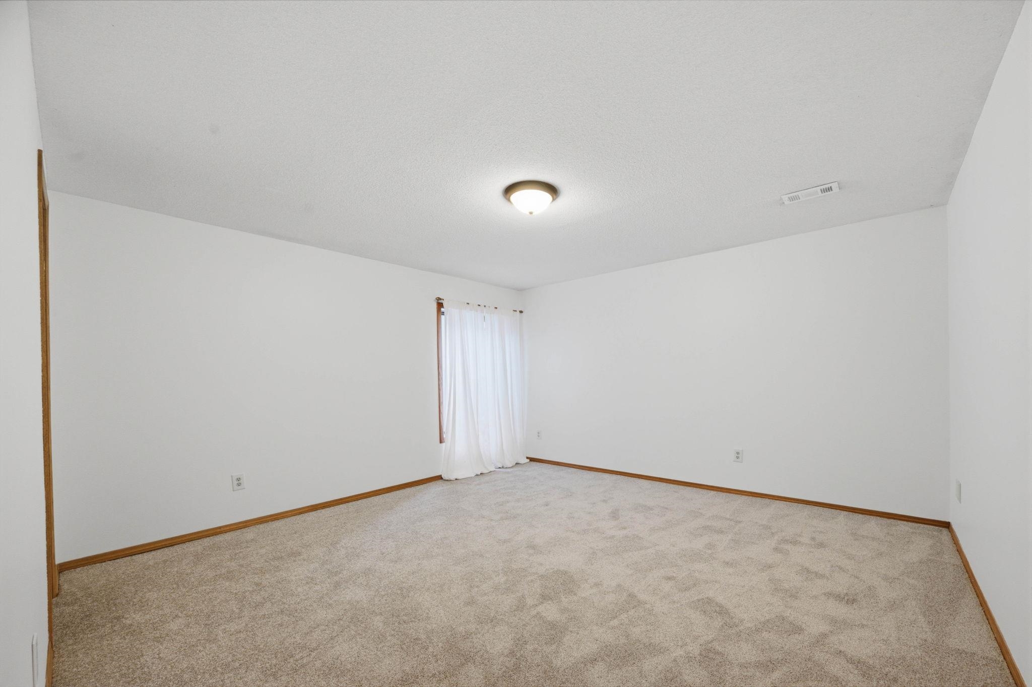 1515 S Spring Hollow Cir Property Photo 31