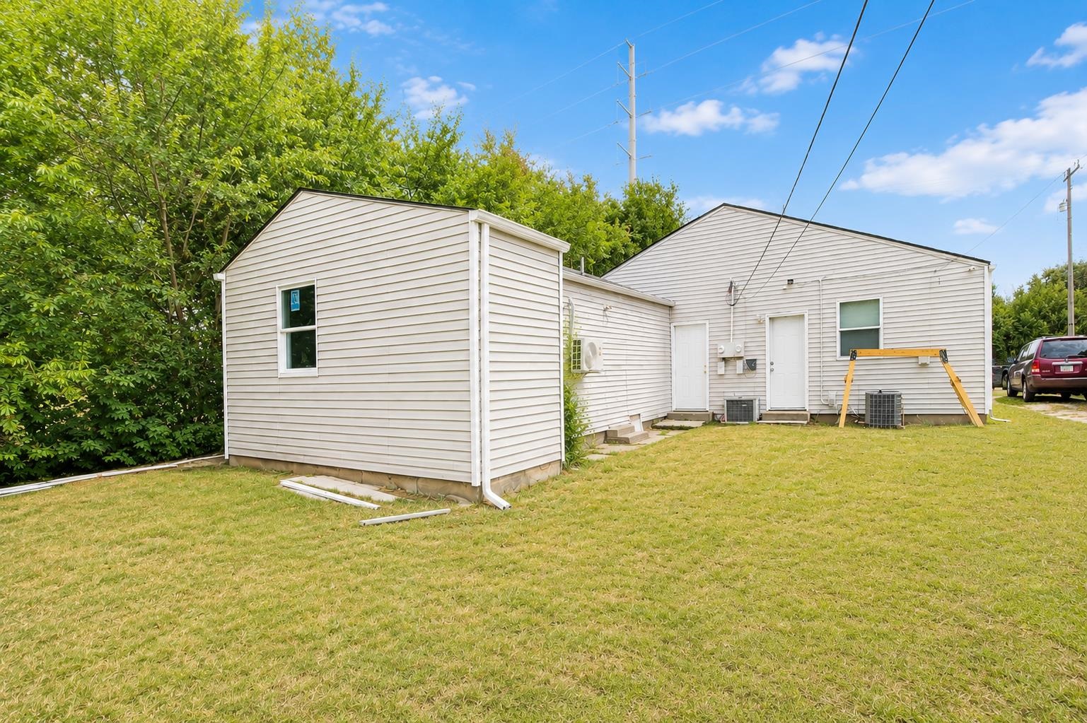 1639 N Hydraulic Property Photo 14