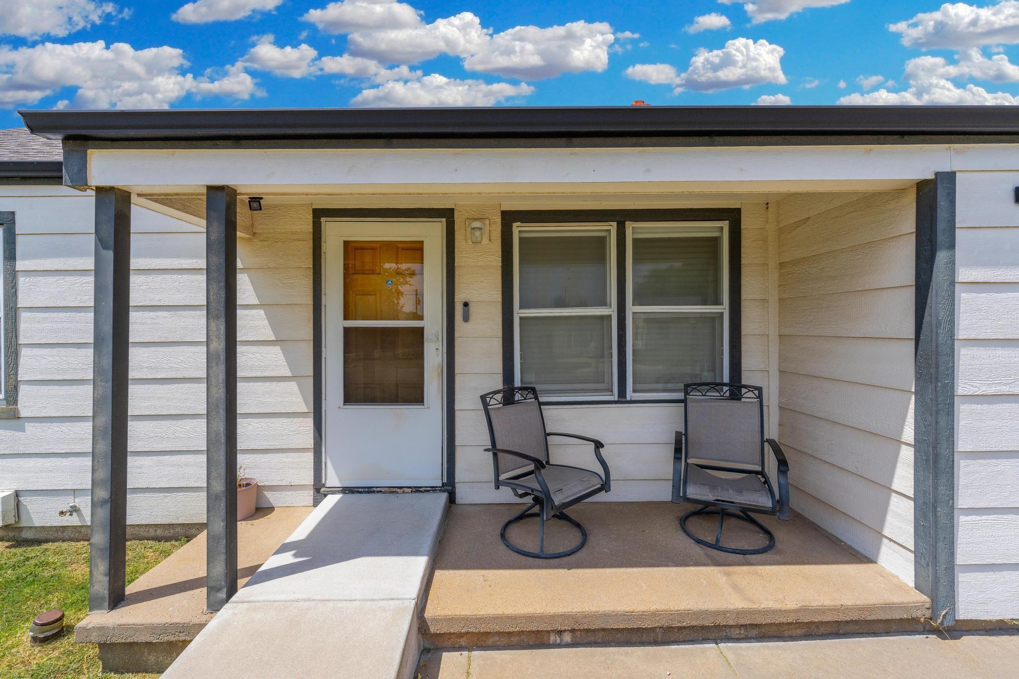 2501 N Piatt Ave Property Photo 4