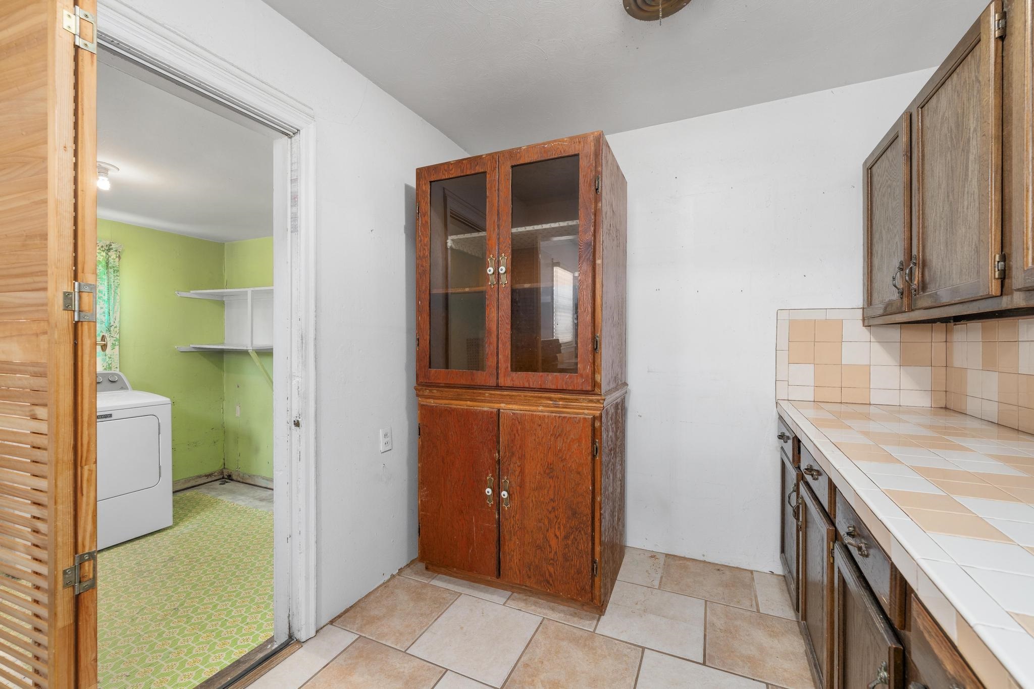 2501 N Piatt Ave Property Photo 12
