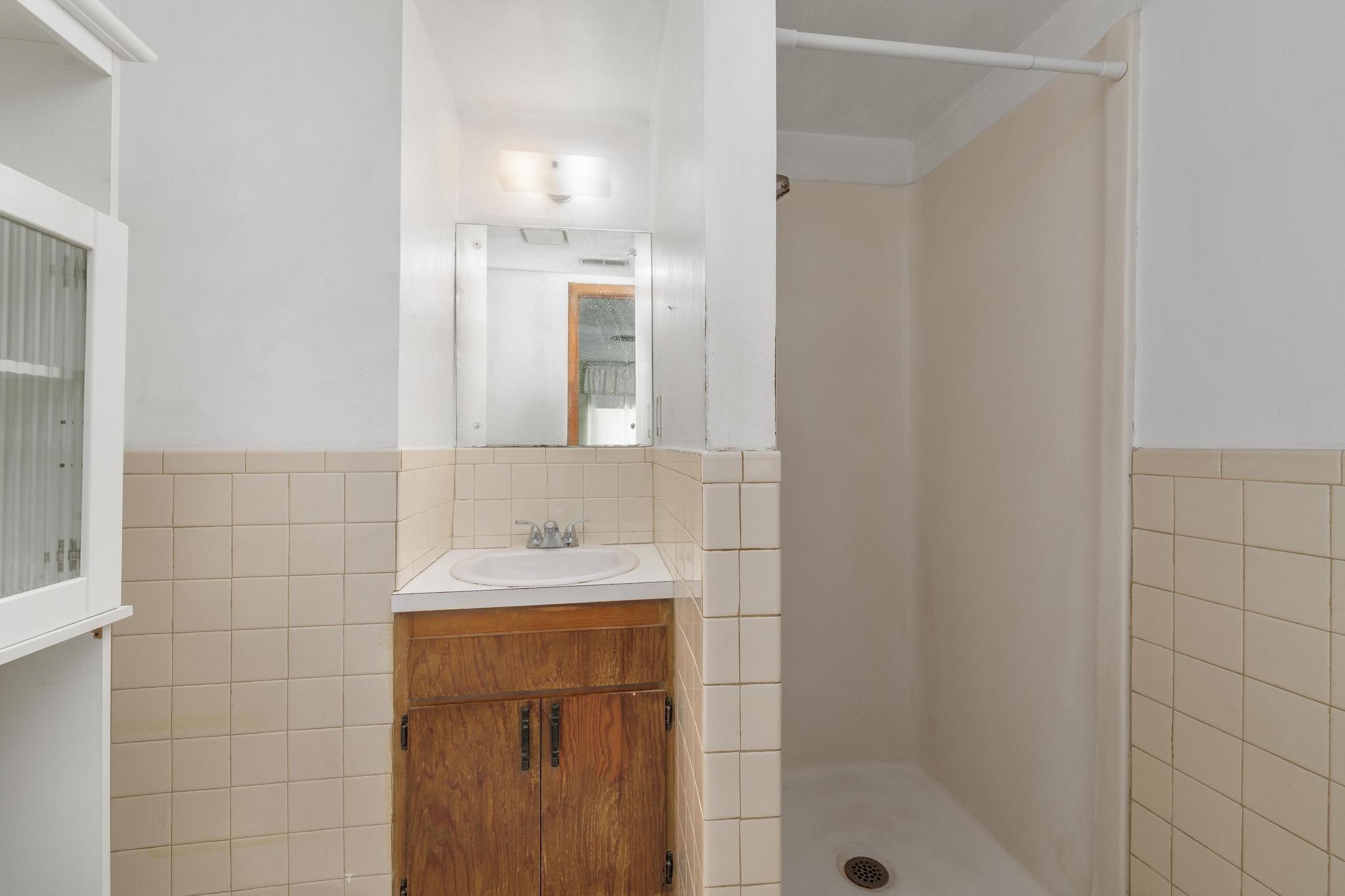 2501 N Piatt Ave Property Photo 16