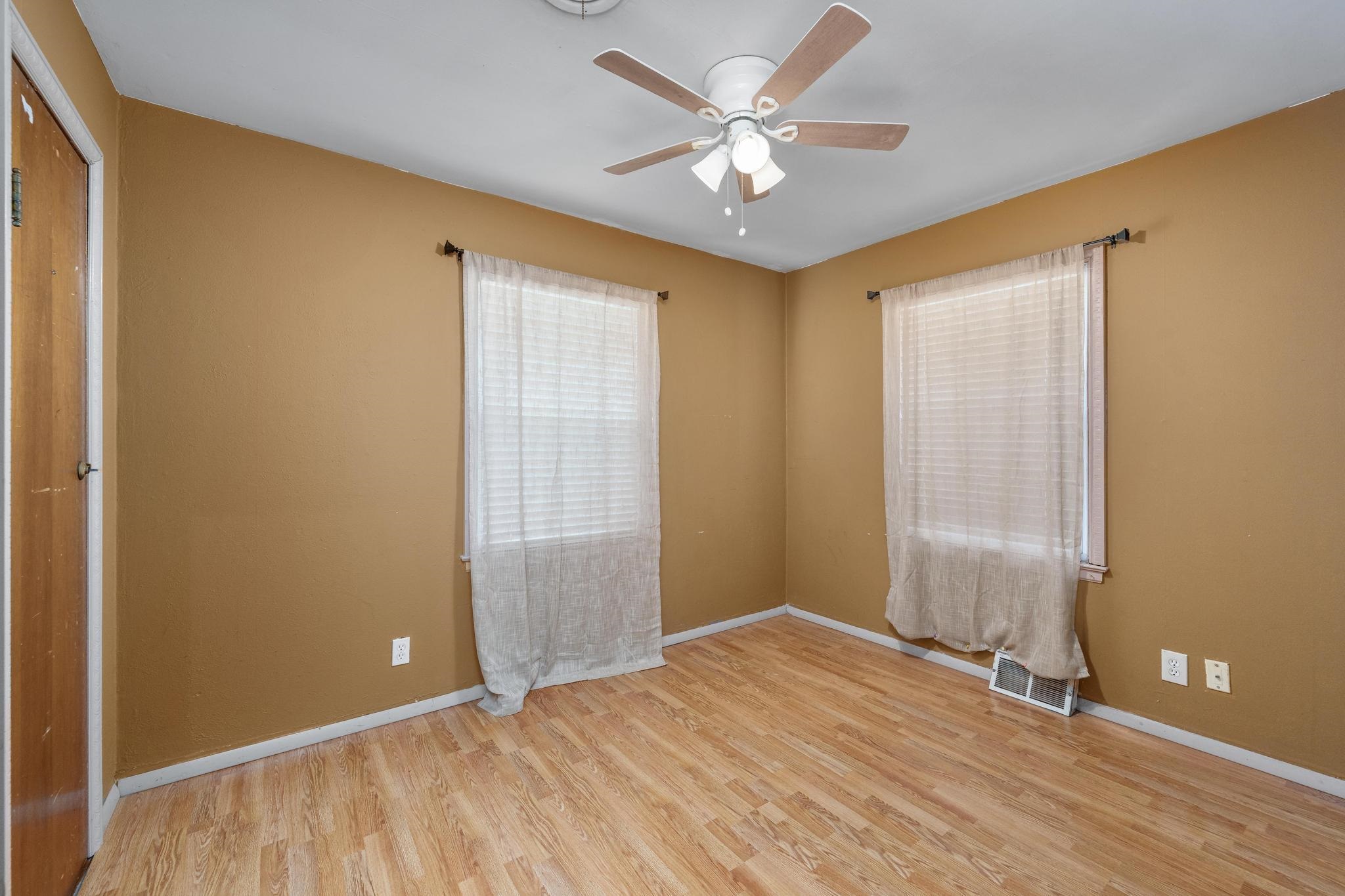 2501 N Piatt Ave Property Photo 20