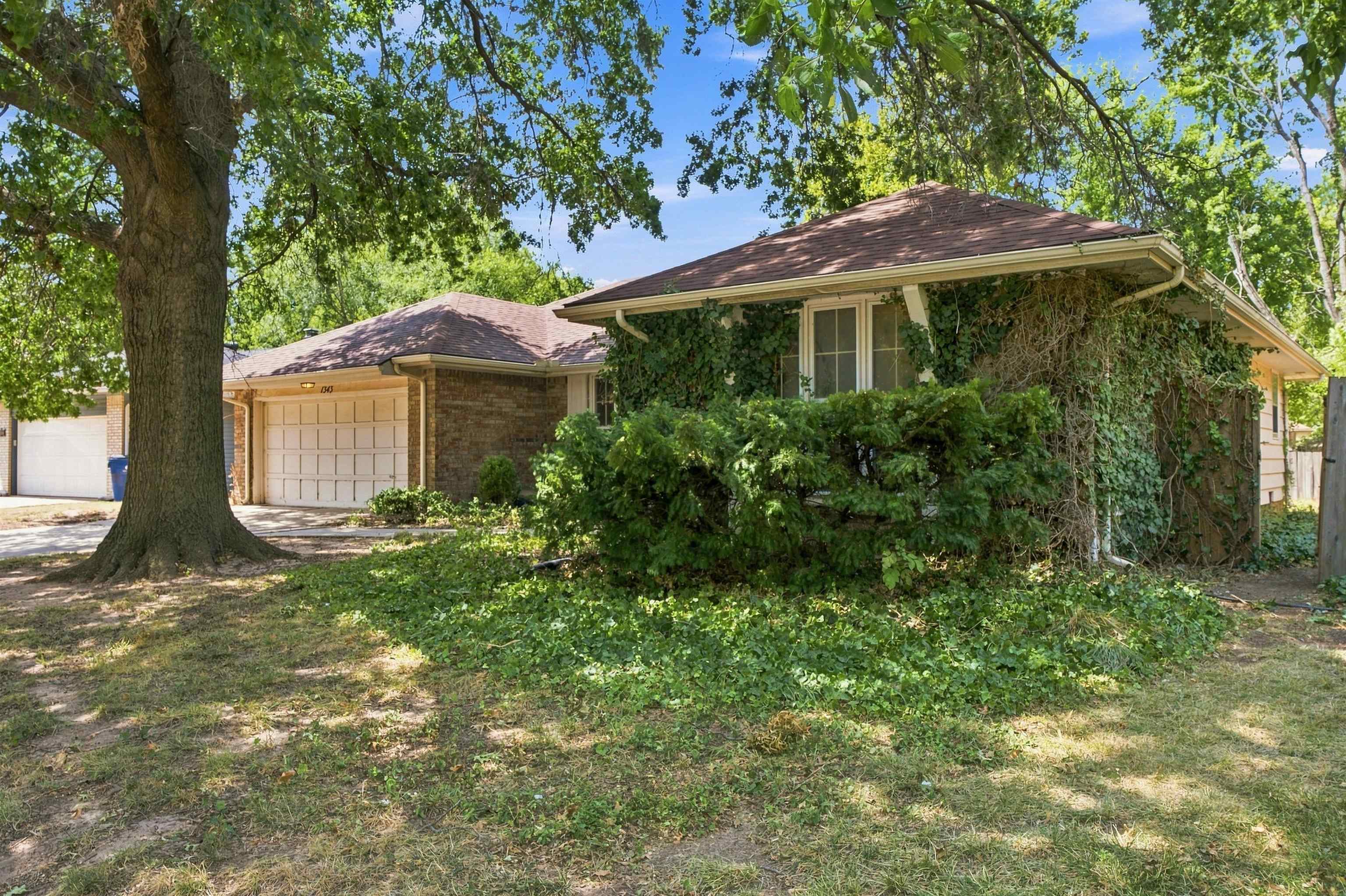 1343 N Caddy Ln Property Photo 3