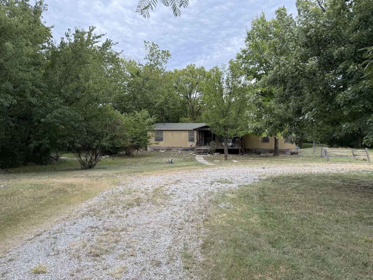 10448 Sw Tawakoni Rd Property Photo 1