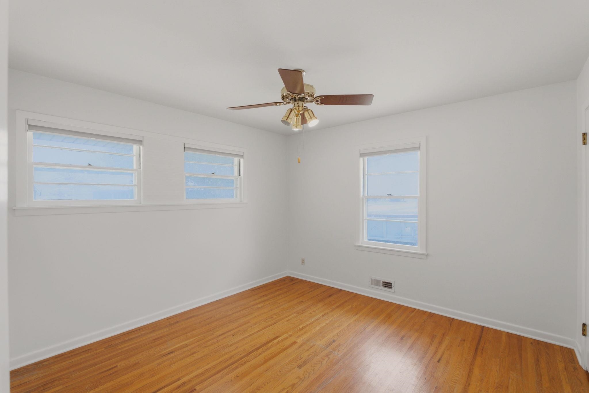 1633 N Charles St Property Photo 10