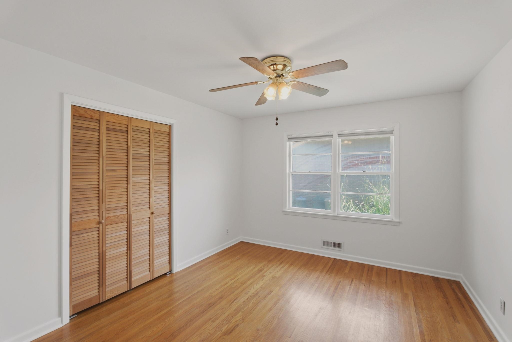 1633 N Charles St Property Photo 12