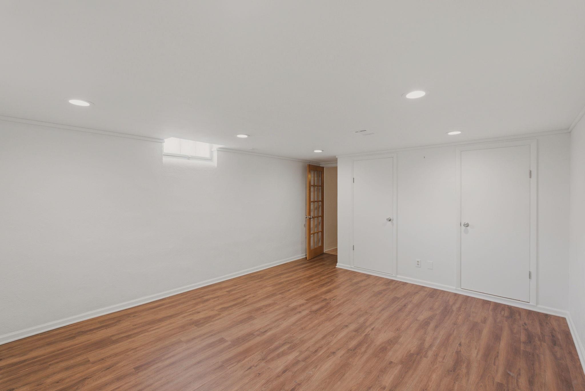 1633 N Charles St Property Photo 18