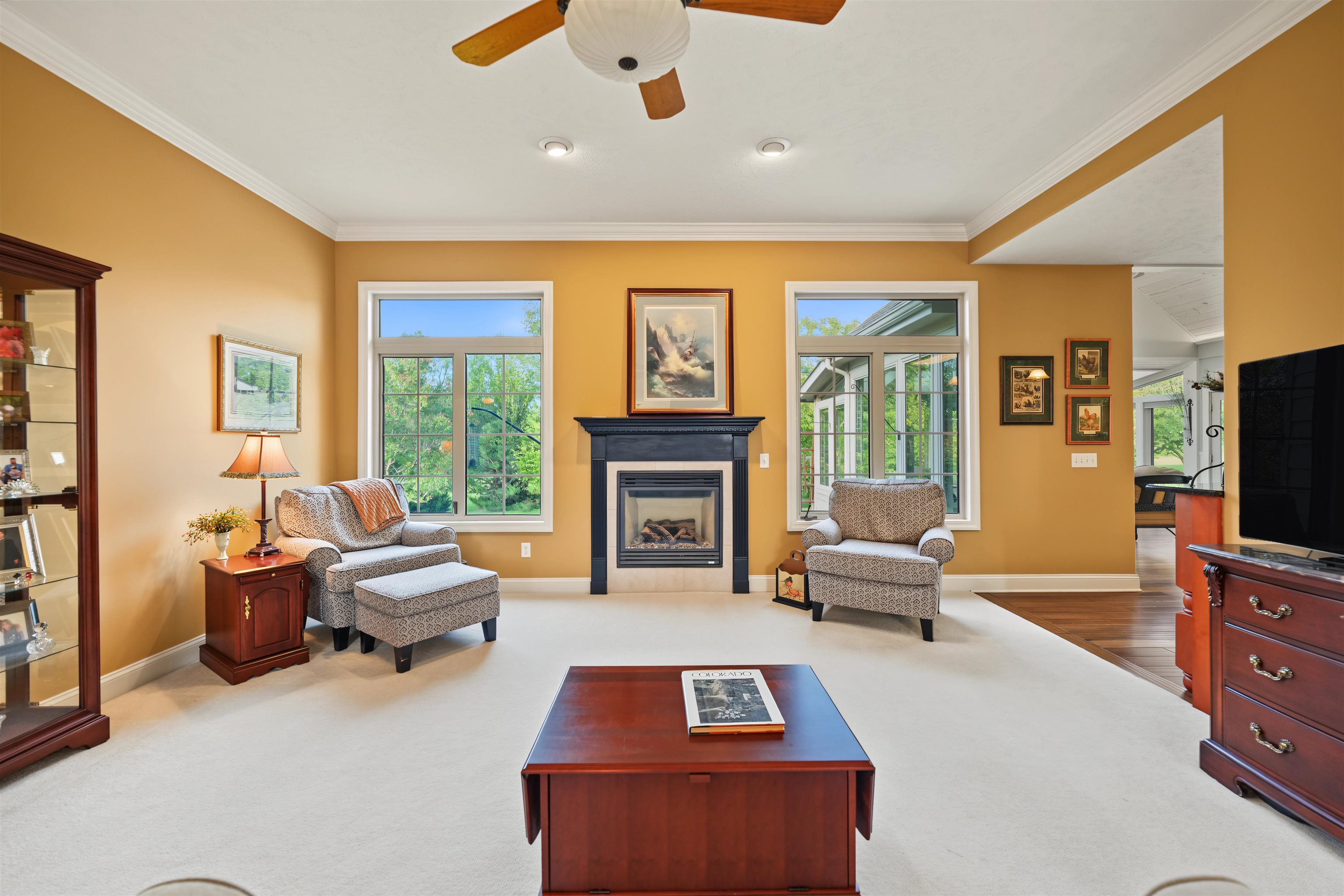 2475 Saint Andrews Ln Property Photo 4