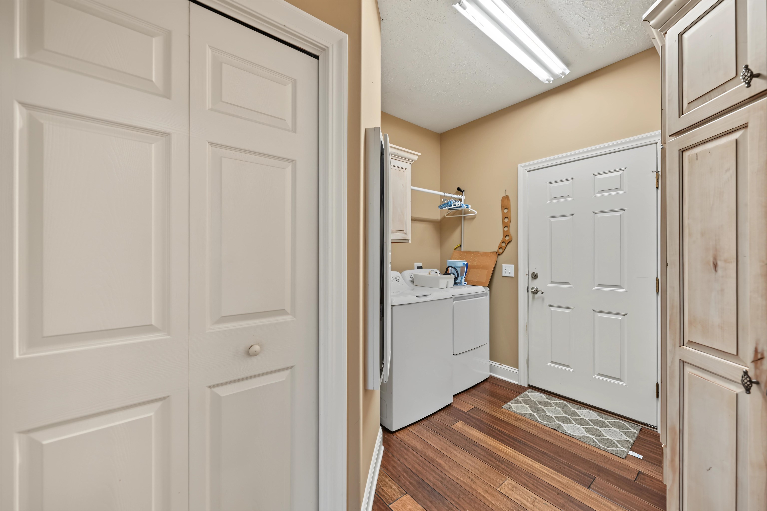 2475 Saint Andrews Ln Property Photo 18