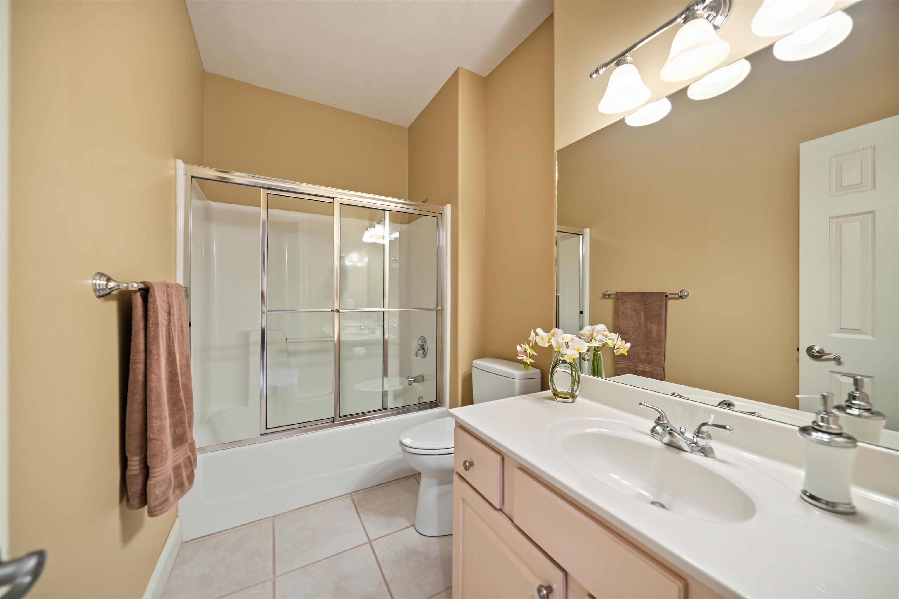 2475 Saint Andrews Ln Property Photo 25