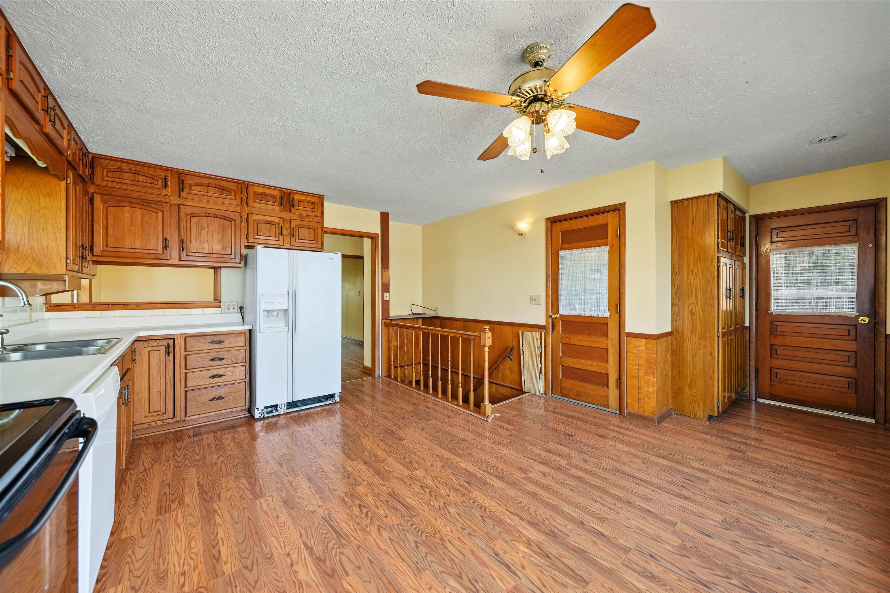 1709 Lewis St Property Photo 14