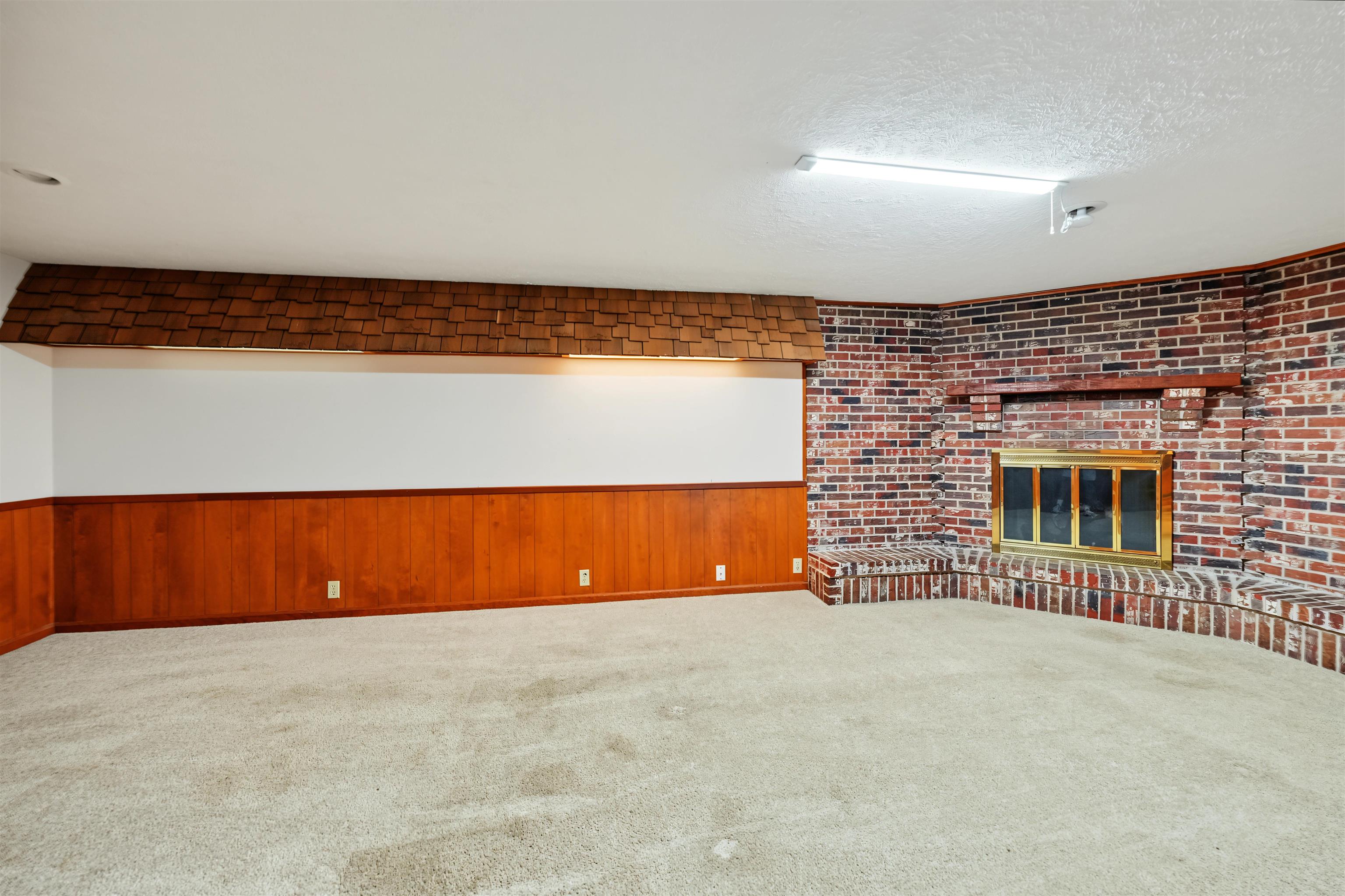 1709 Lewis St Property Photo 18