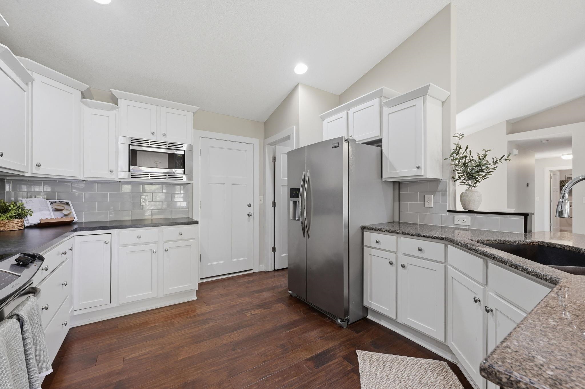 4119 N Parkdale Cir Property Photo 8