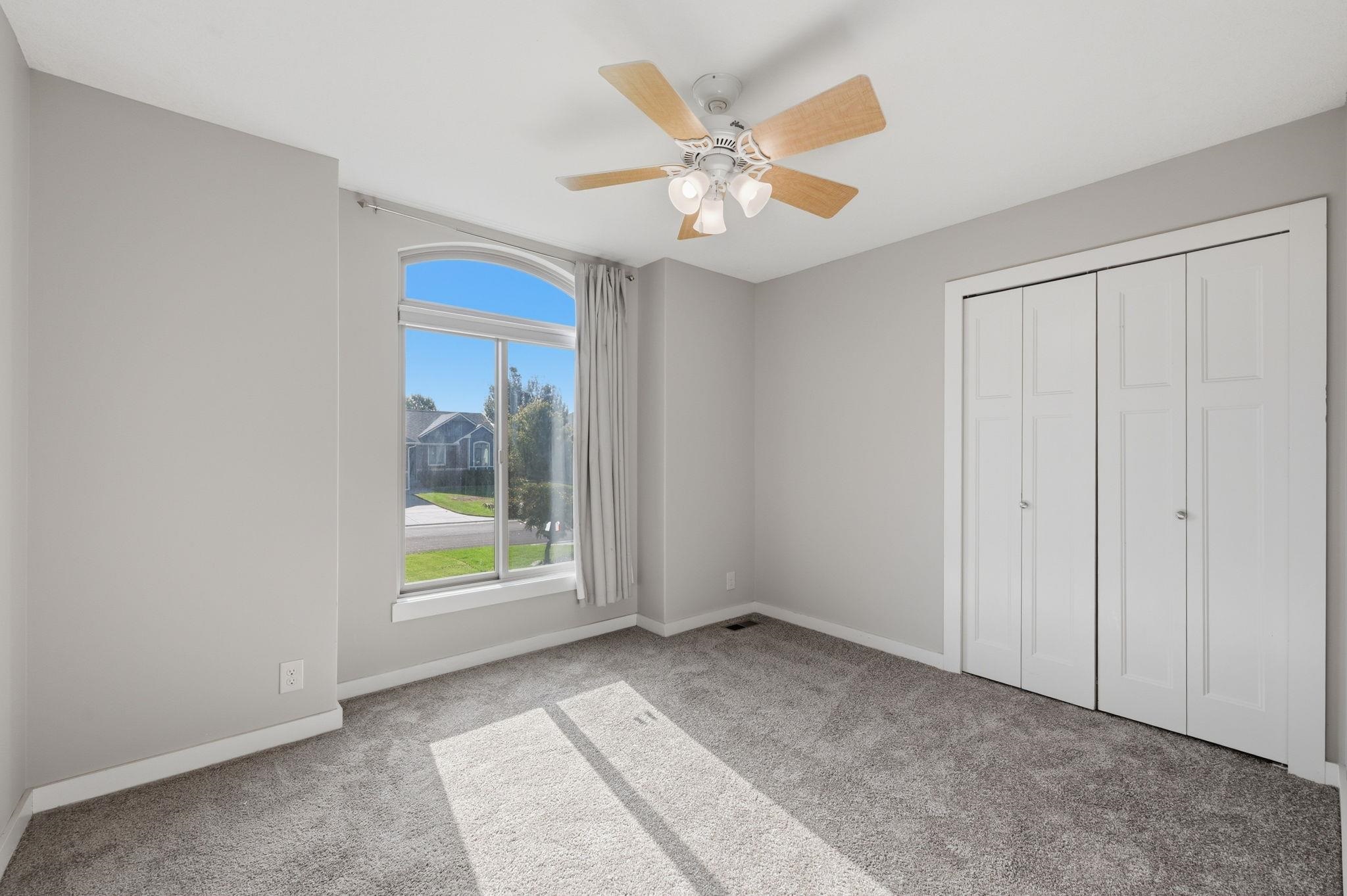 4119 N Parkdale Cir Property Photo 17