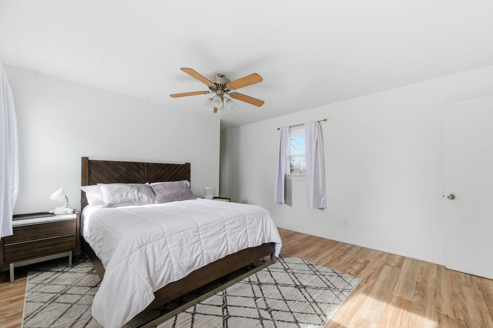 421 Epp St Property Photo 18