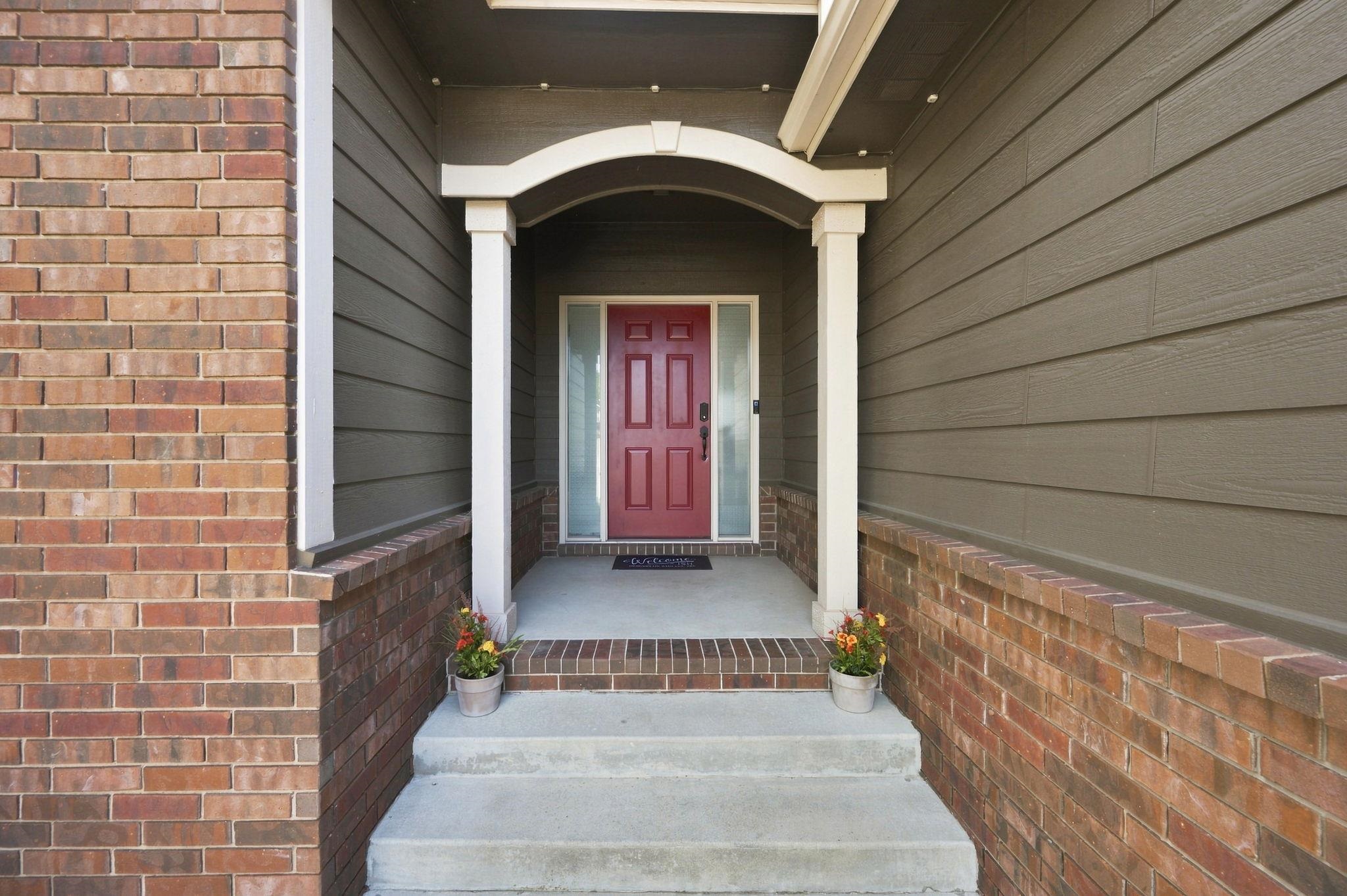 2125 E Brookstone Property Photo 3
