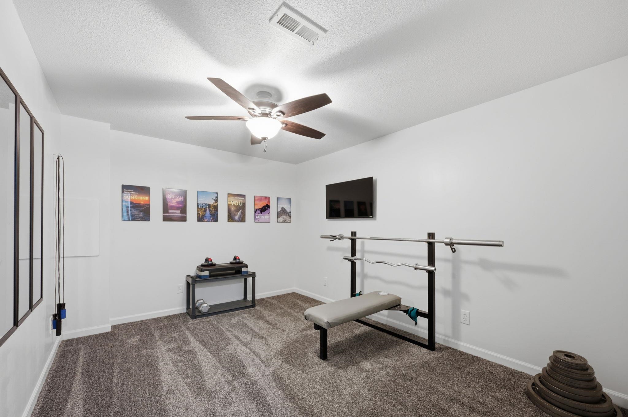 2125 E Brookstone Property Photo 28